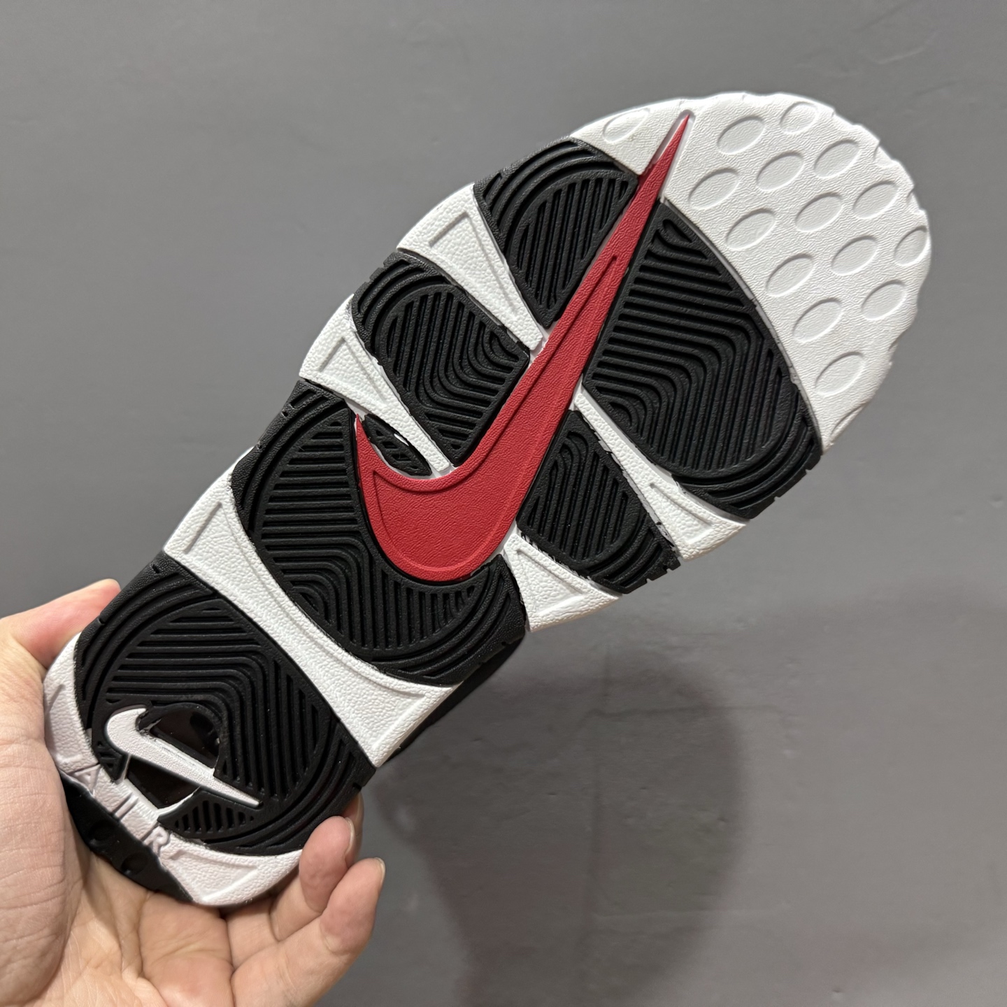 Nike Air More Uptempo Low 耐克皮蓬大AIR复古篮球鞋 FZ3055-105
