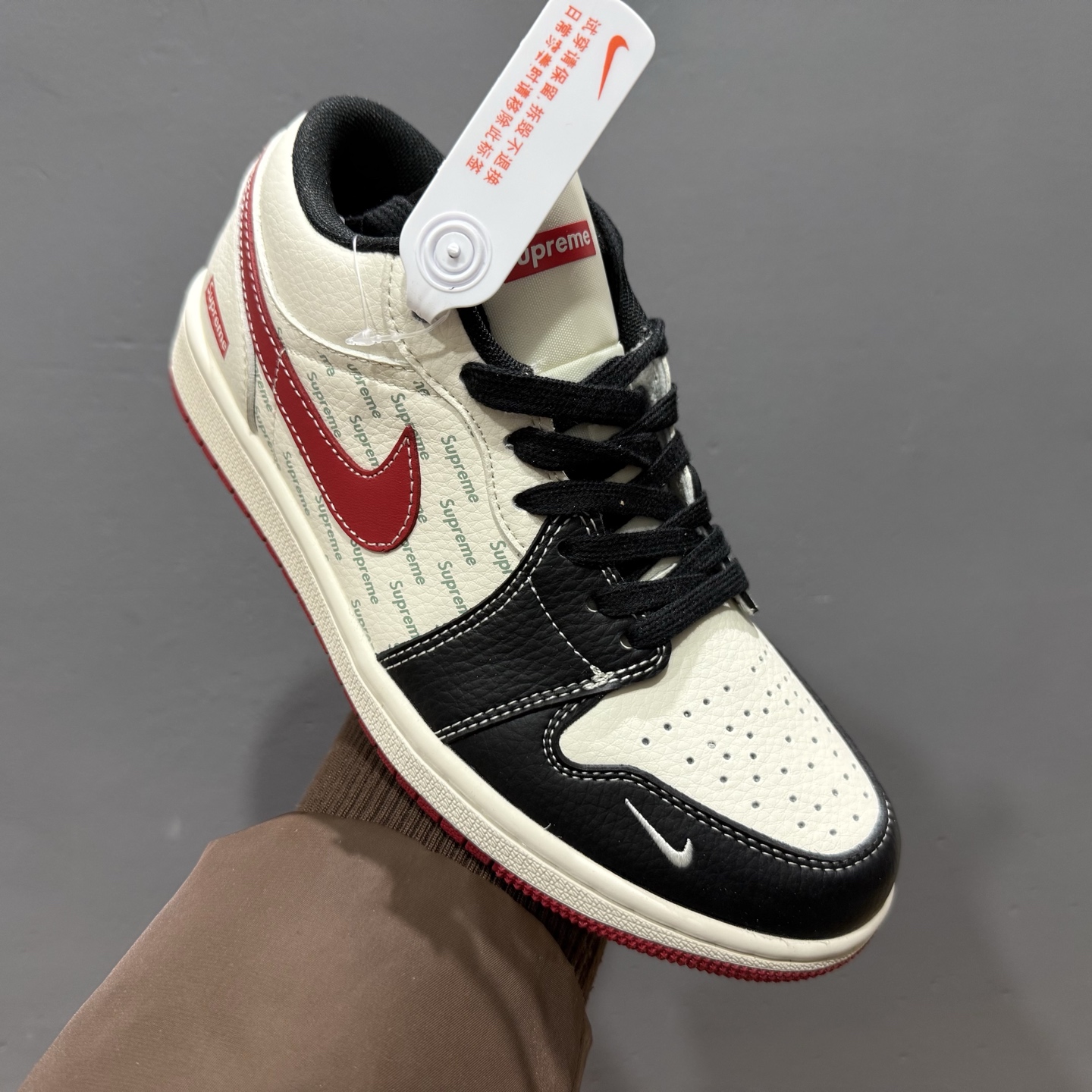 Nike Jordan Air Jordan 1 Supreme联名 XX2425-025
