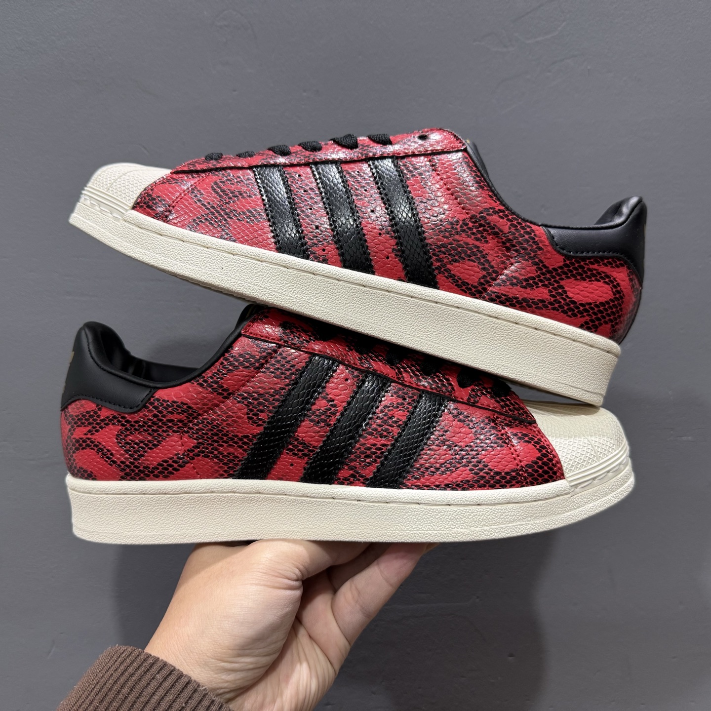 Adidas Originals Superstar 贝壳头 CNY 蛇年限定 ”year of snake” 红黑 JI0104