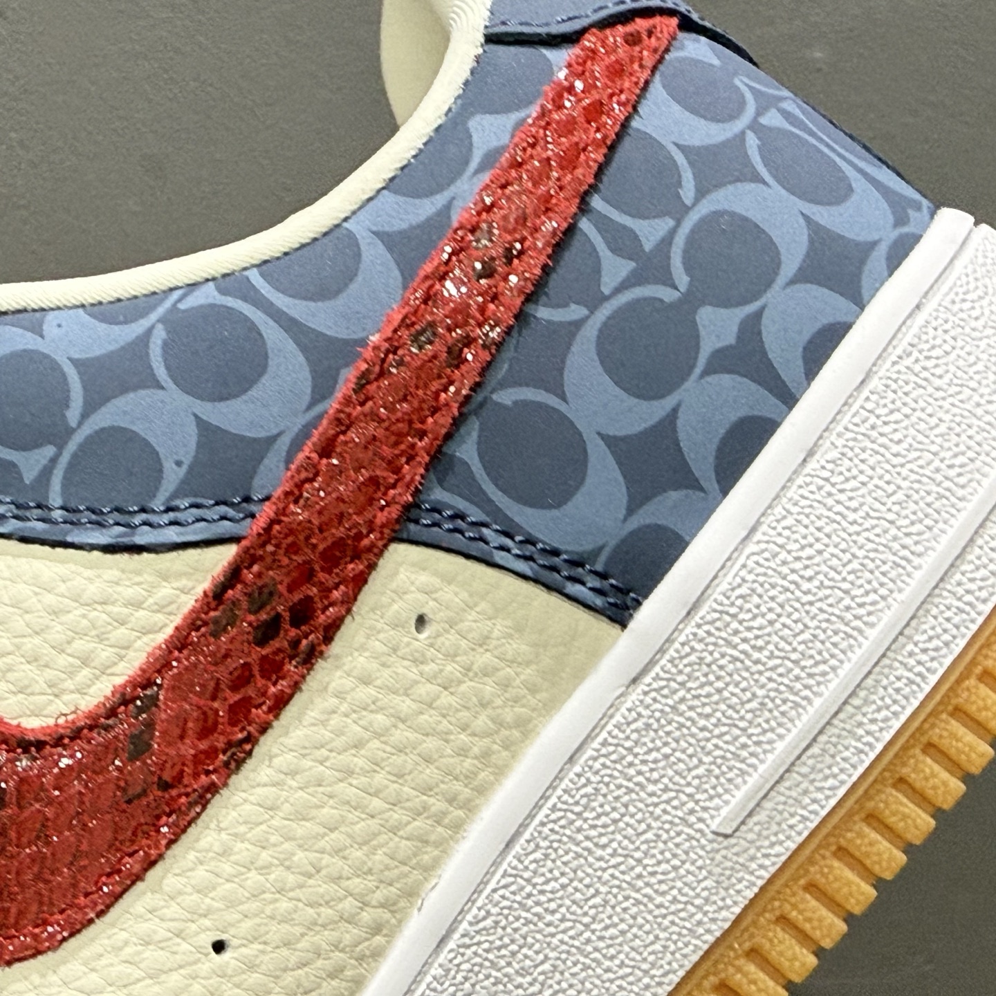 Nk Air Force 1'07 Low 古驰联名 蛇纹红勾 空军一号低帮休闲板鞋 DF0188-039