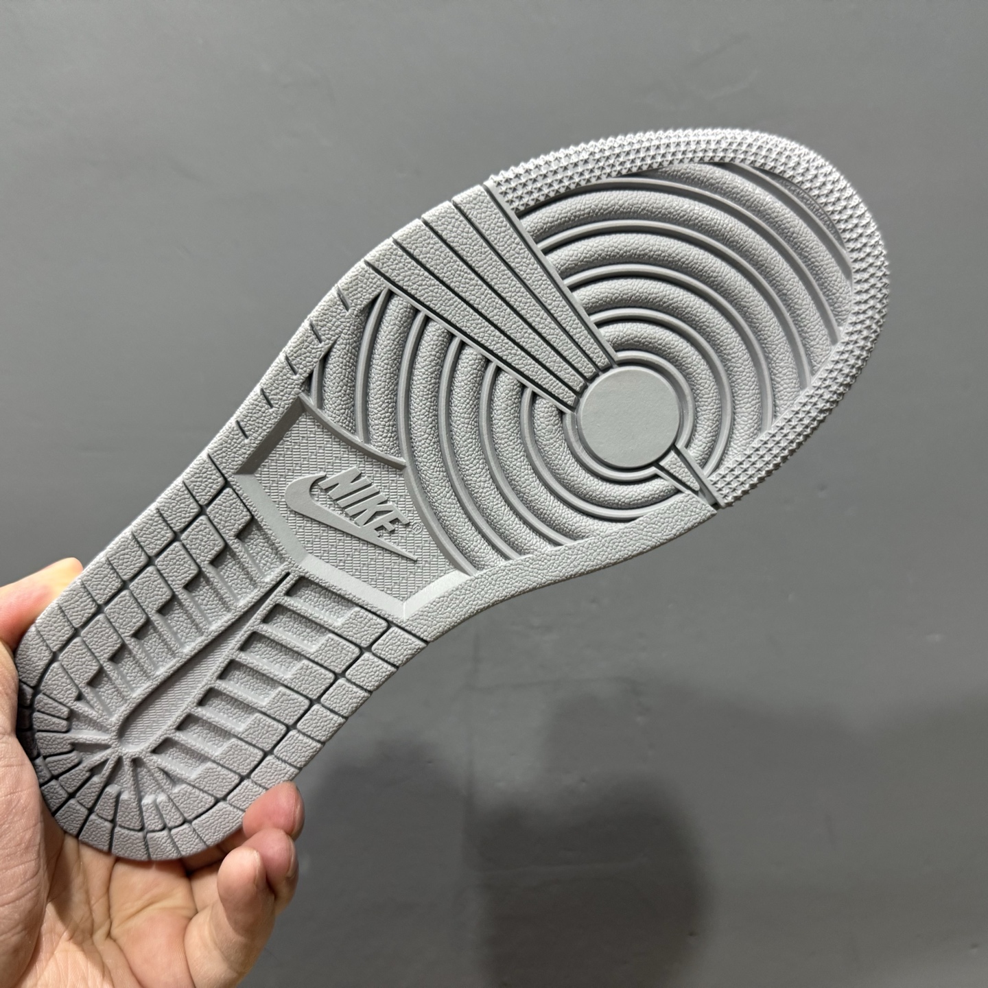XC版 Nike Jordan Air Jordan 1 暴力熊联名 SJ9950-015