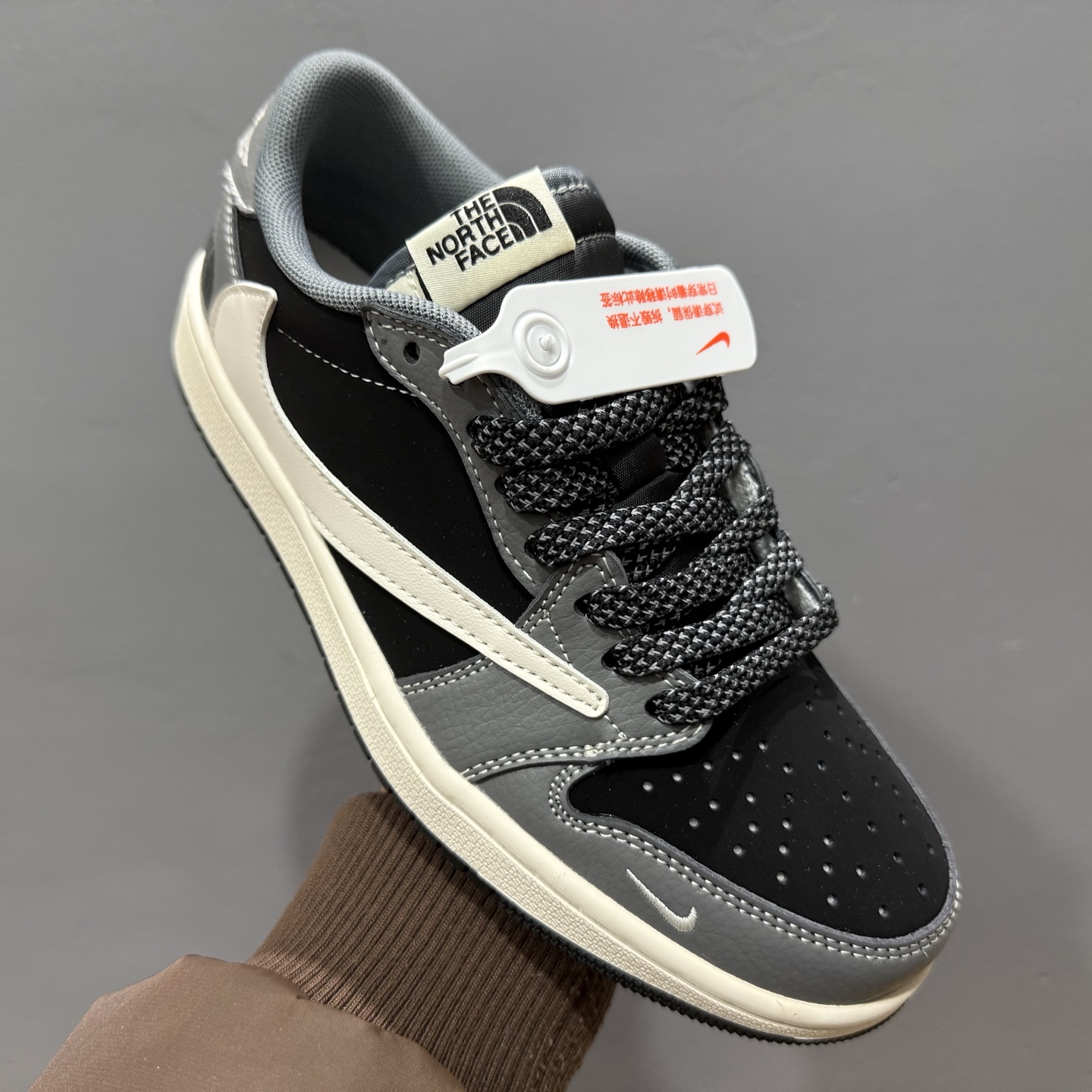 The North Face x Air Jordan 1 暗夜黑灰 XS6089-513