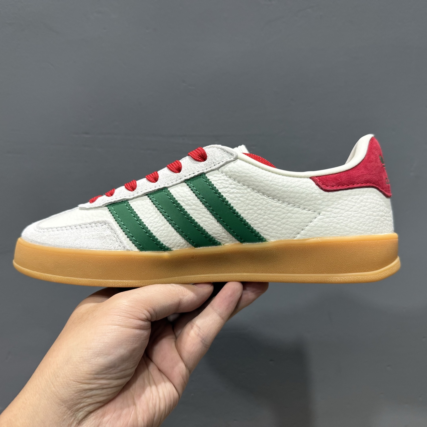 ADIDAS SAMBA 三叶草桑巴复古休闲板鞋 CH6336-719