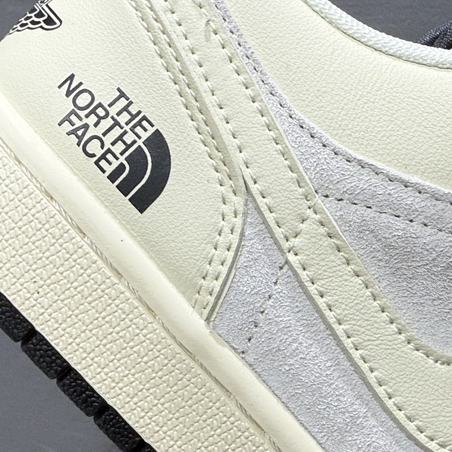 Nike Jordan Air Jordan 1 北面联名 XX2423-023