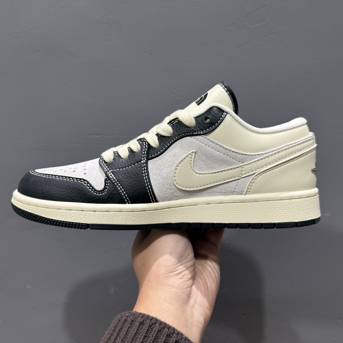 Nike Jordan Air Jordan 1 北面联名 XX2423-023