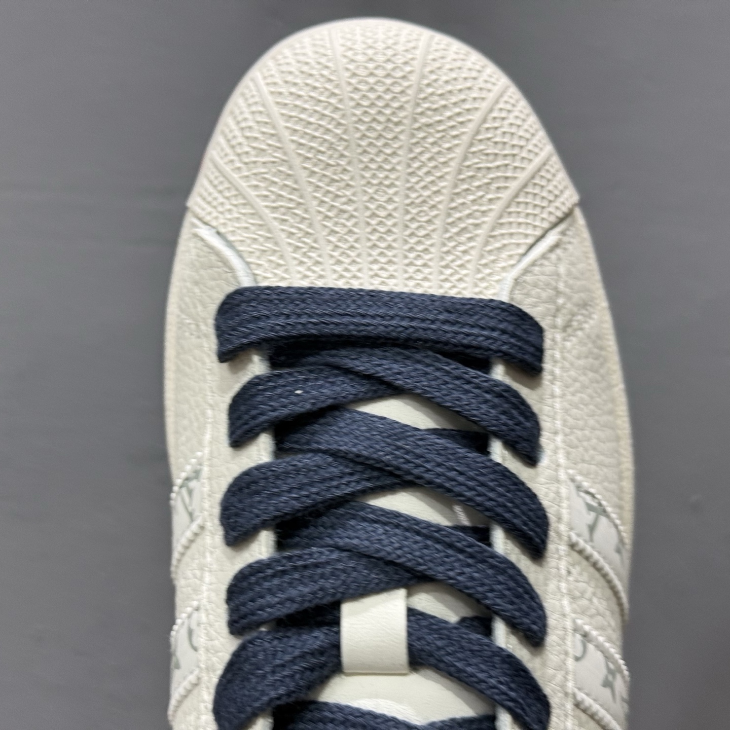 AD Originals Superstar 经典复古贝壳头板鞋 JI0124