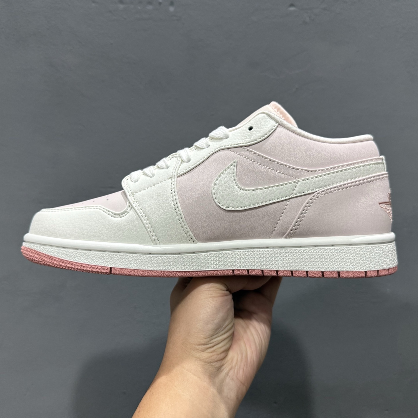 Air Jordan 1 Low SE 白粉 IH0823-611