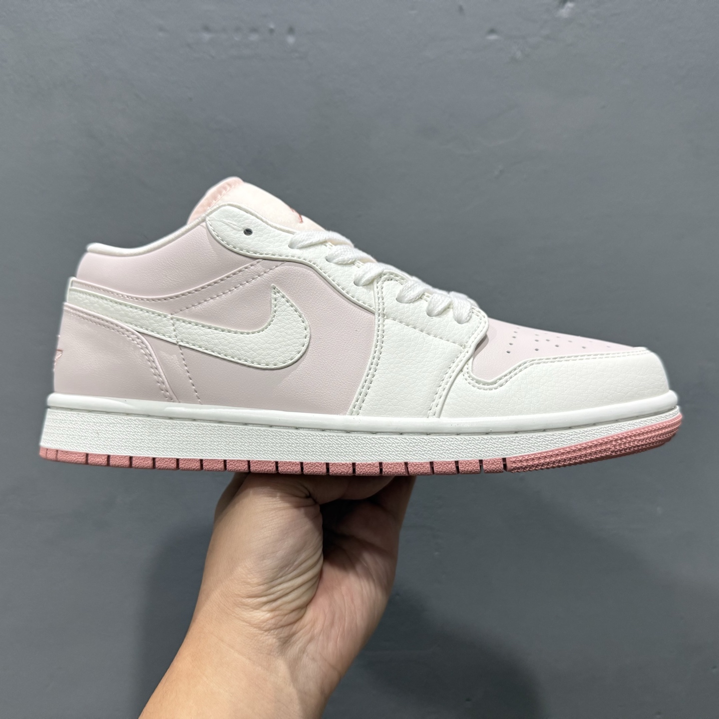 Air Jordan 1 Low SE 白粉 IH0823-611