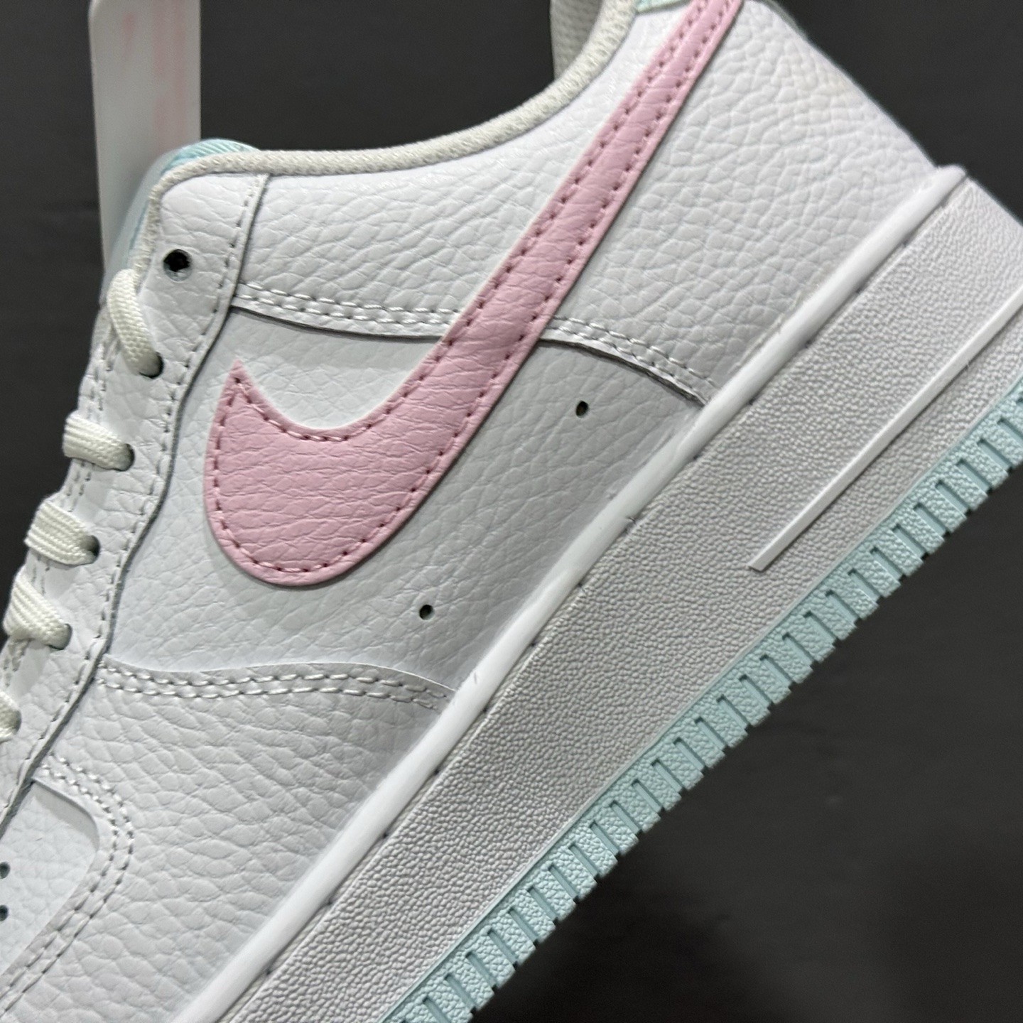 Nike AIR FORCE 1'07 白粉色 IH0640-161