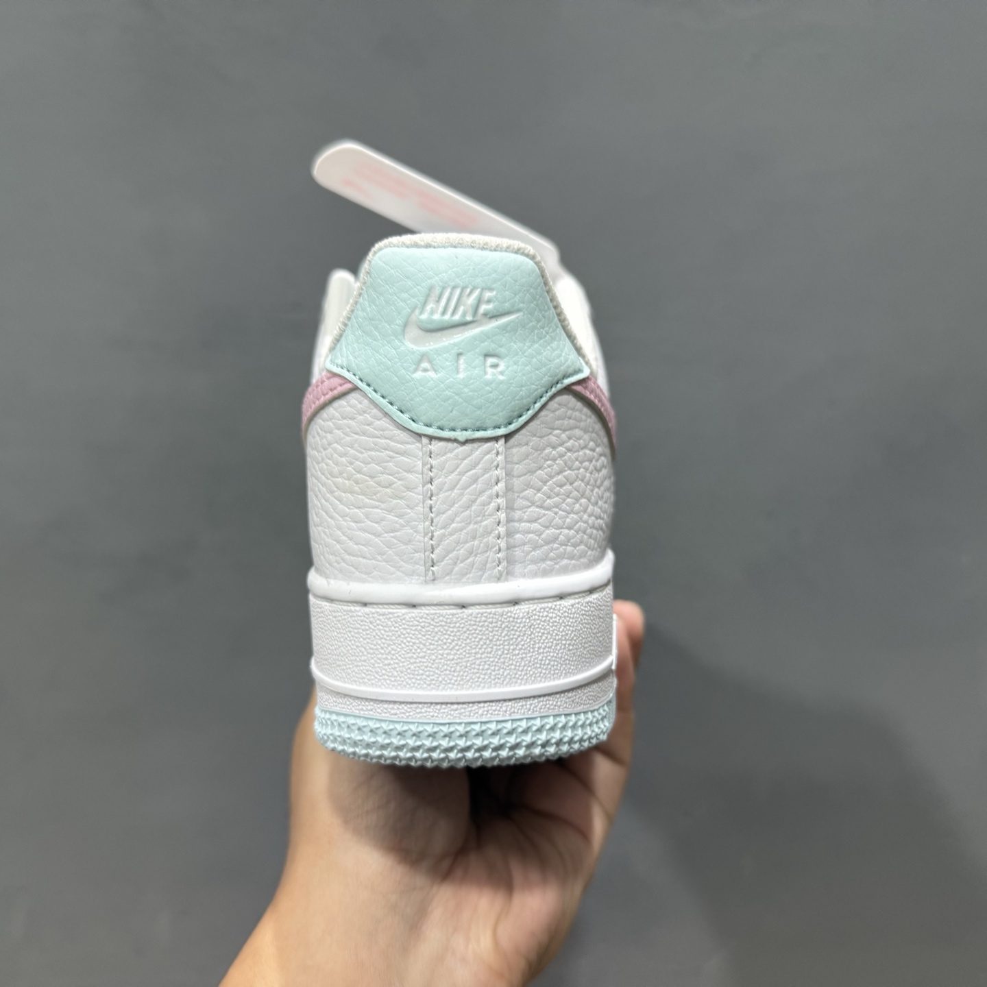 Nike AIR FORCE 1'07 白粉色 IH0640-161
