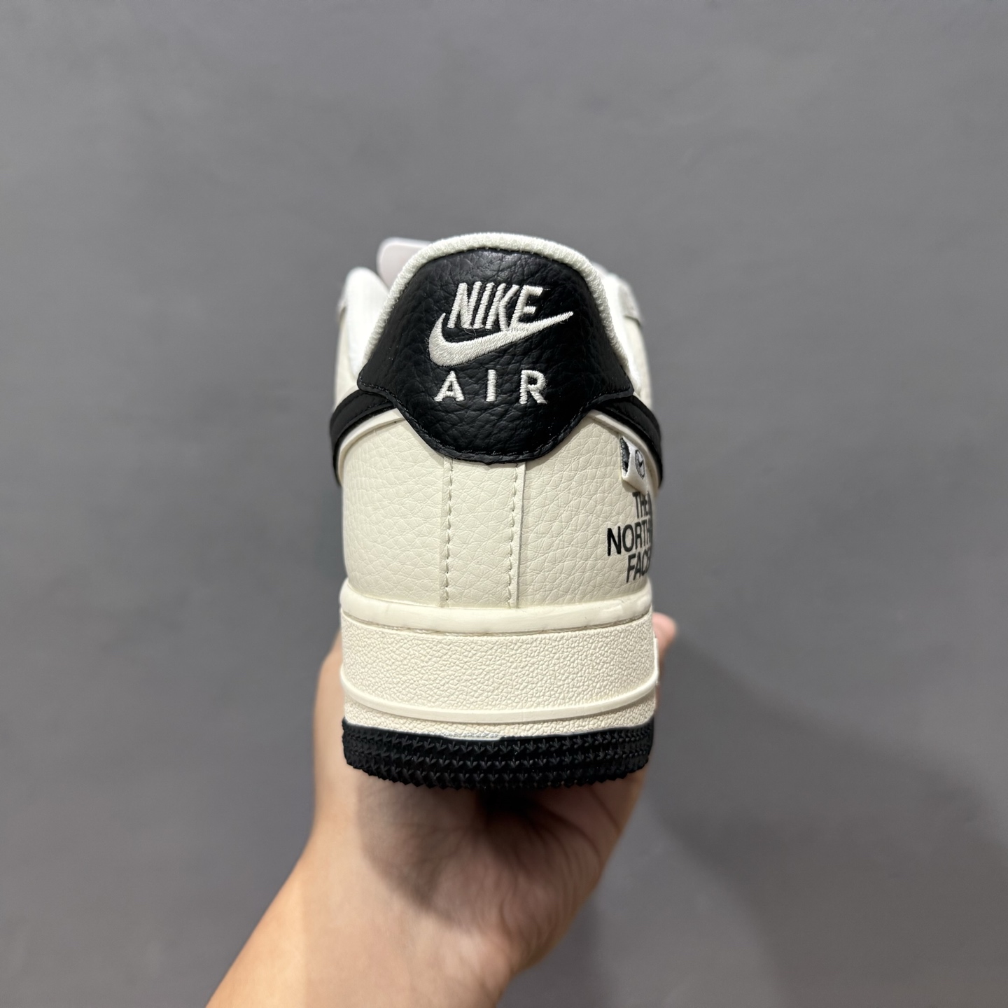 Nike Air Force 1'07 Low 北面联名 米黑小勾 空军一号低帮休闲板鞋 XZ6188-190