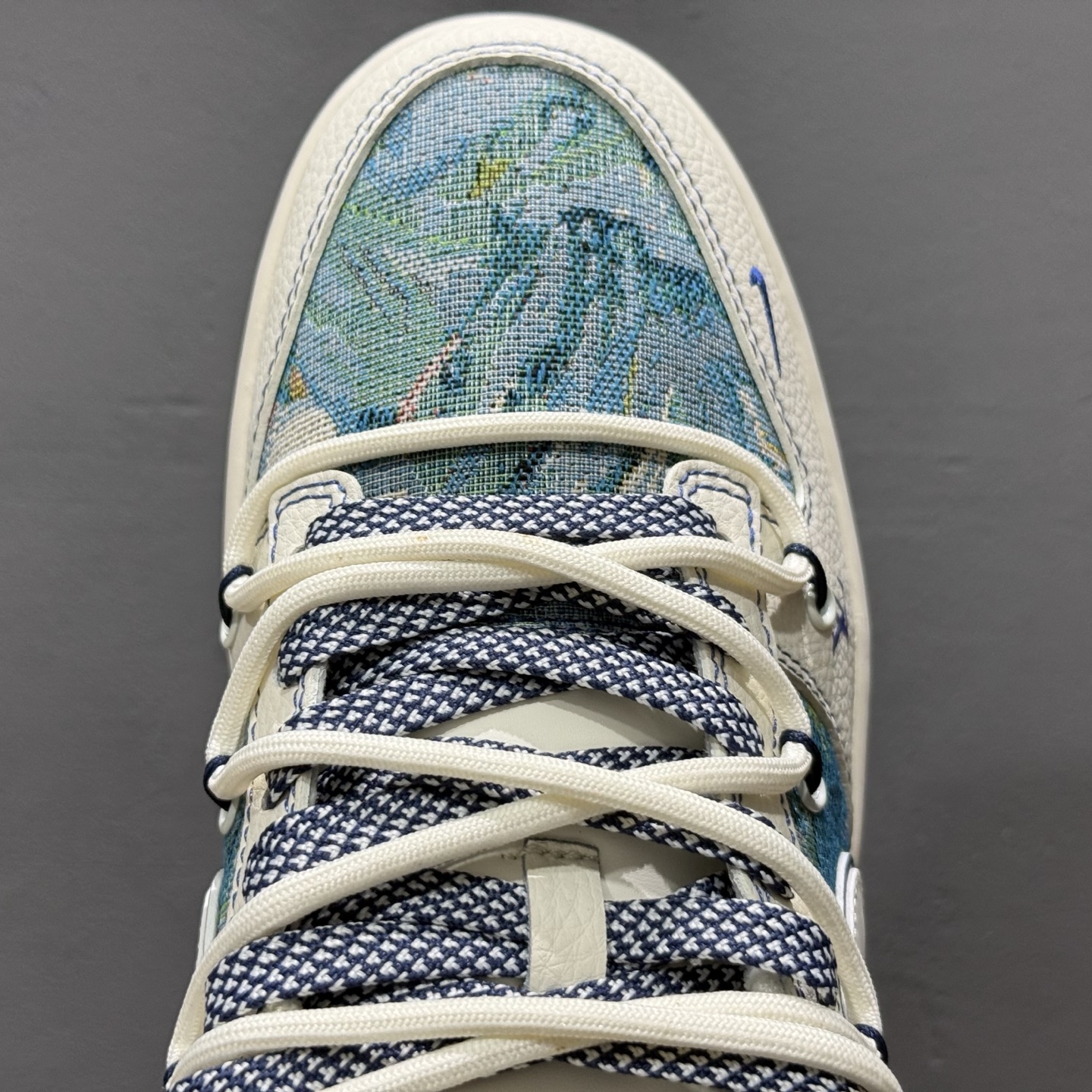 Nike SB Dunk Low LV系列 绑带 油画白勾 低帮休闲板鞋 DM6868-077