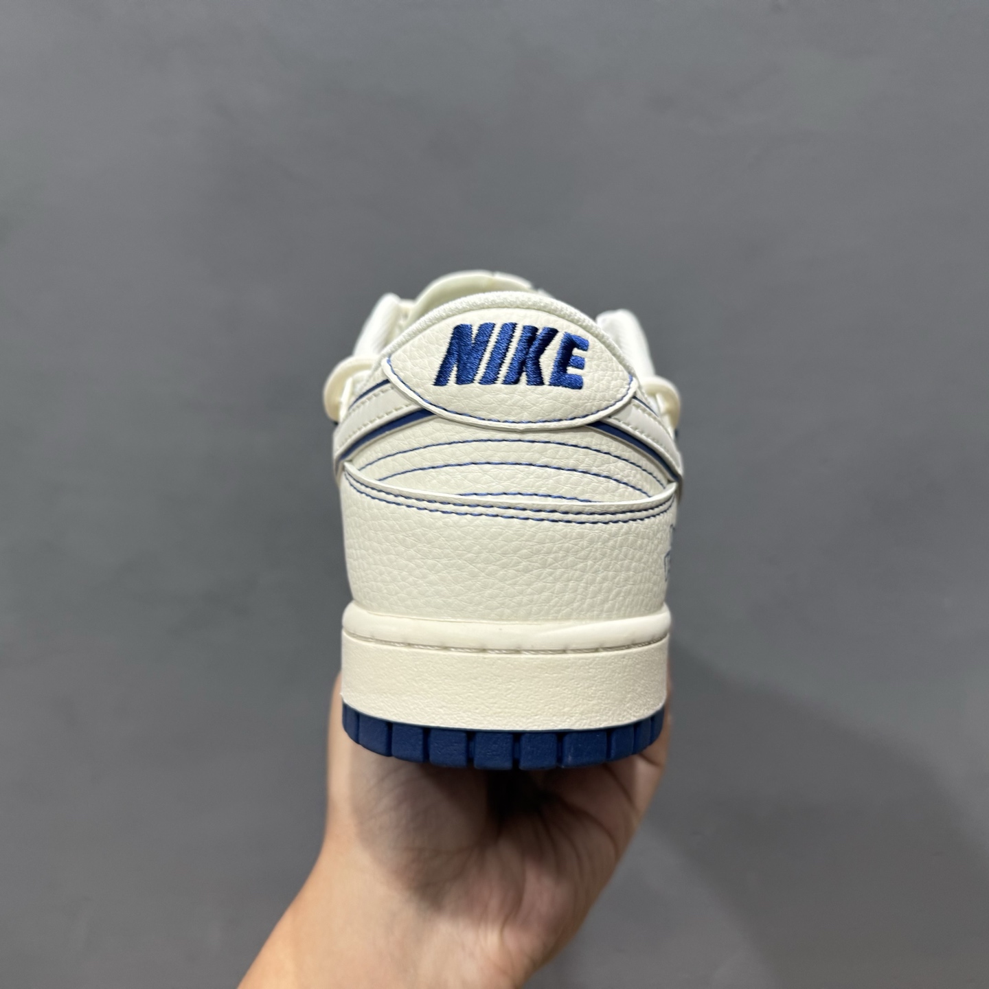 Nike SB Dunk Low LV系列 绑带 油画白勾 低帮休闲板鞋 DM6868-077