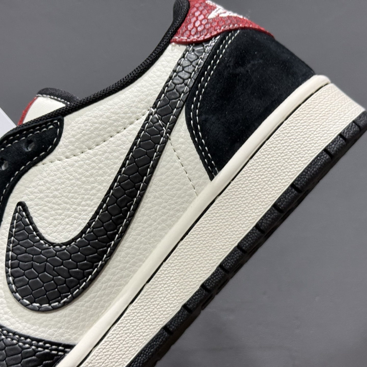 Nike SB Dunk Low Sup系列绑 芾猪八灰勾 周年高端定制 低帮休闲板鞋 YX5066-306