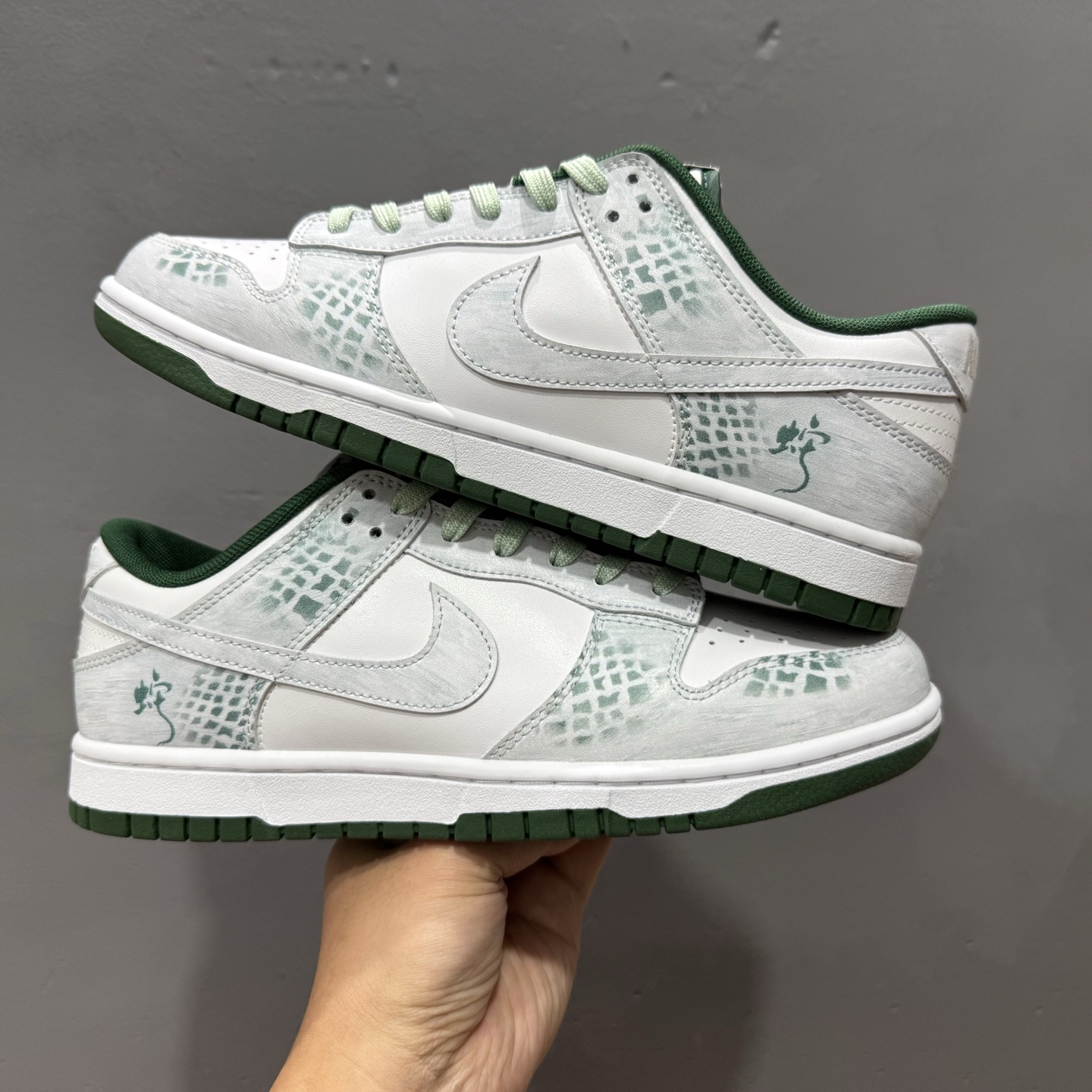 Nike SB Dunk Low 蛇年限定 碧蛇 低帮休闲板鞋 DD1391-101
