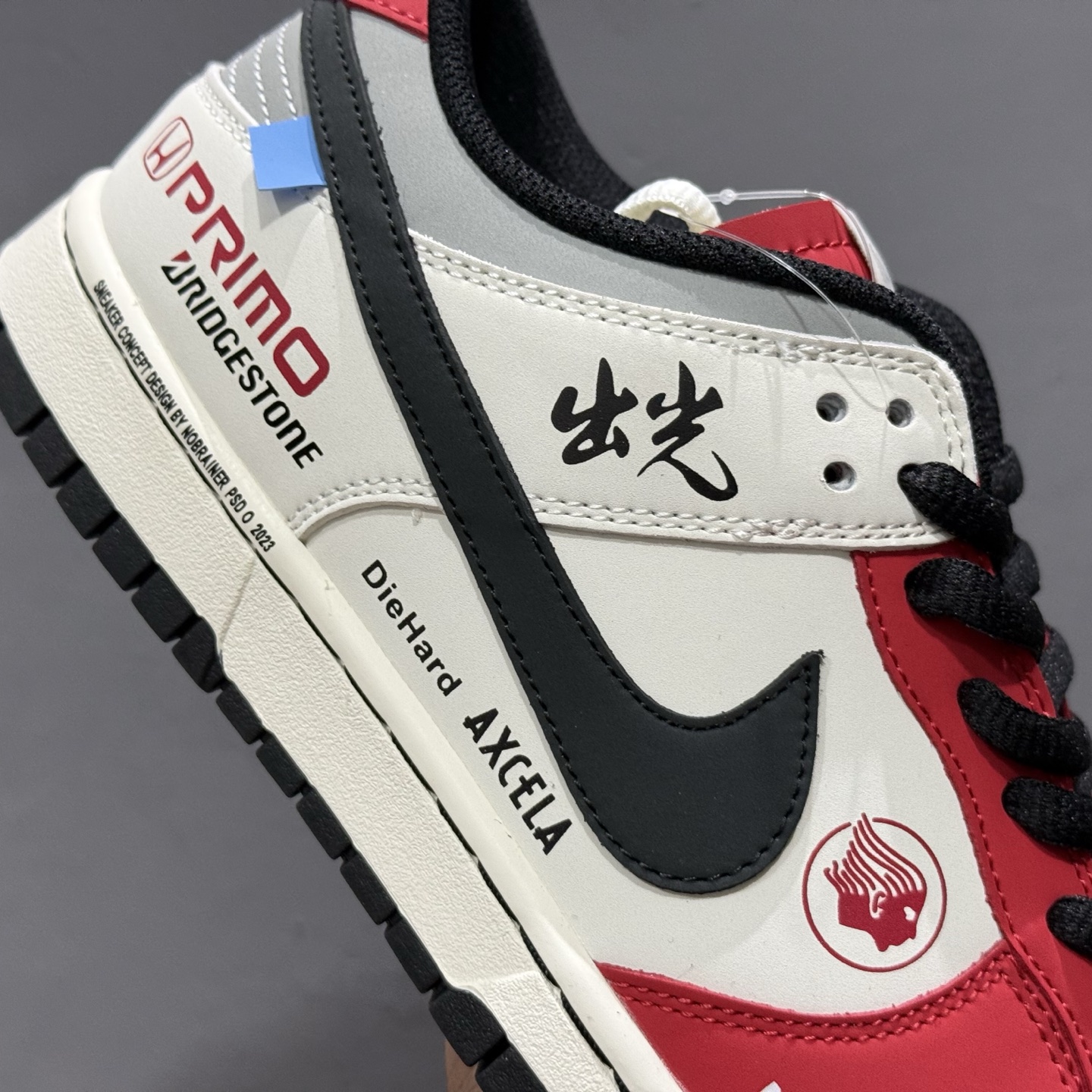 Nike SB Dunk Low 联名配色 机车白红 周年高端定制 低帮休闲板鞋 MU0232-367