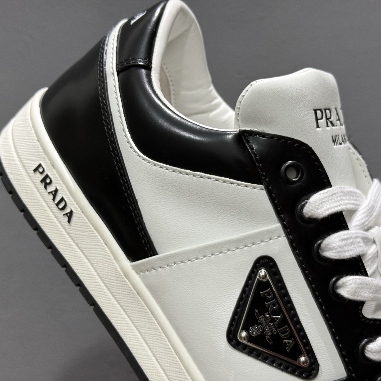 Prada/普拉达 厚底徽标系带运动休闲男鞋