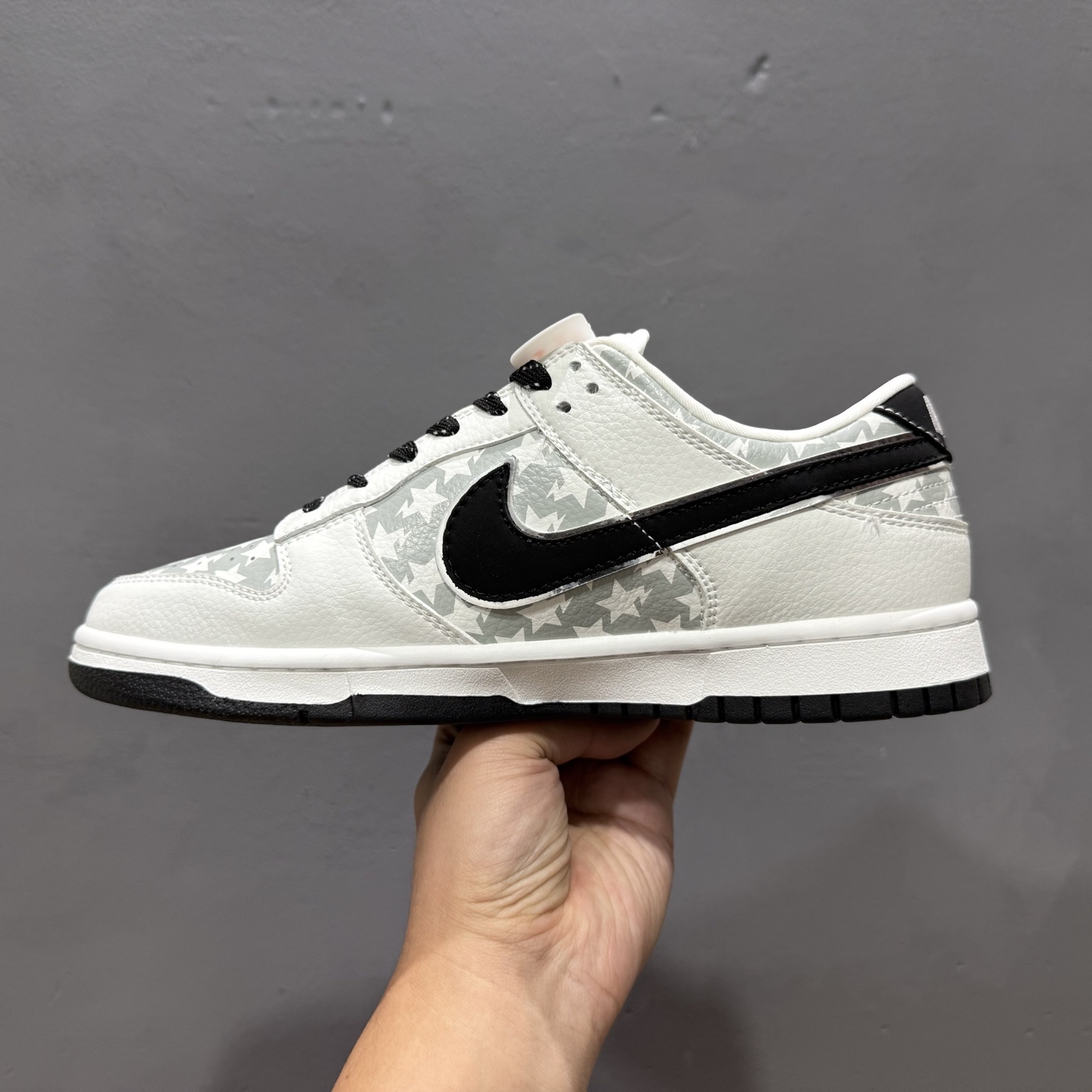 Bape x Nike Dunk Low 五角星黑勾 CS1688-104