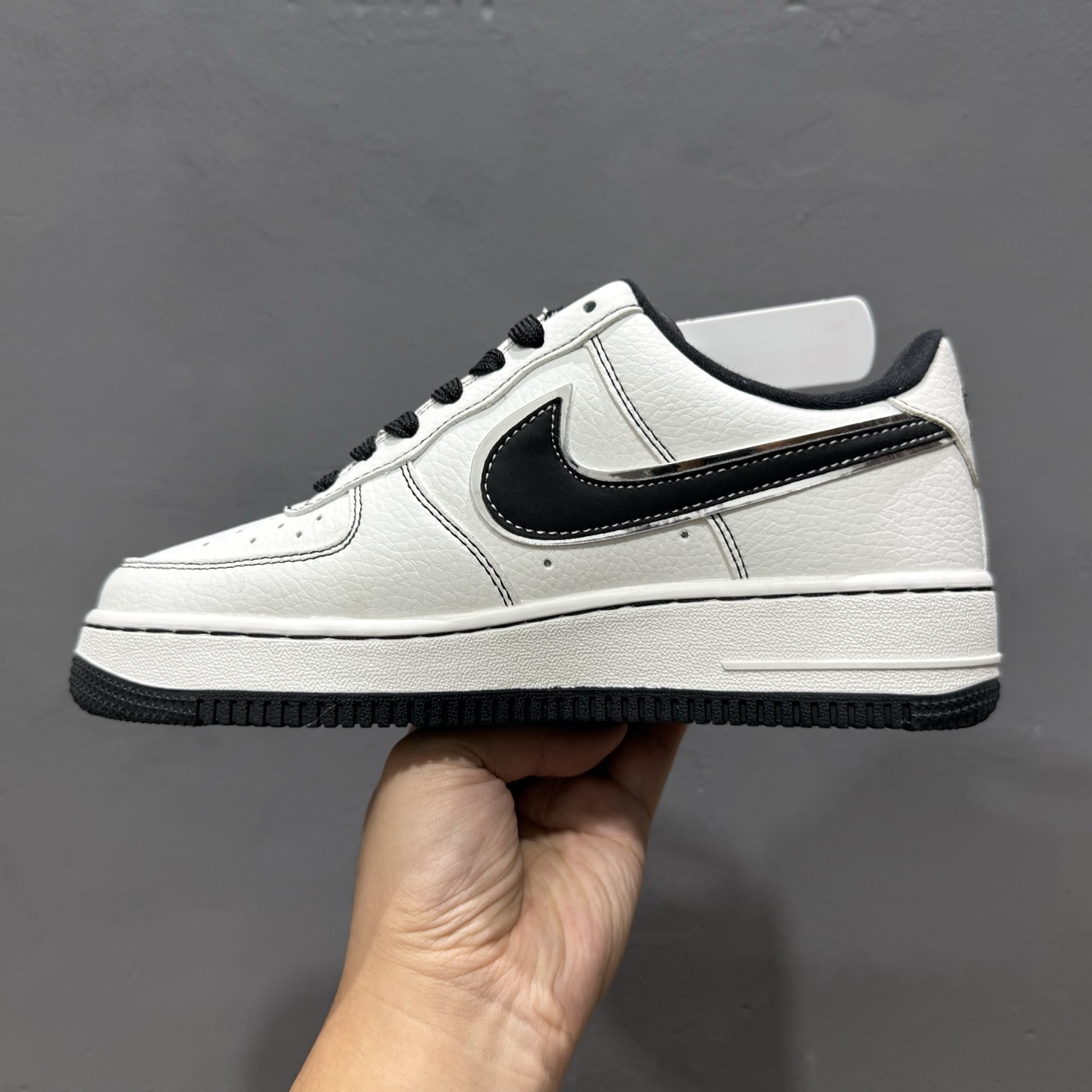 Nike Air Force 1 Low 07 x Stussy 白黑小钩 DQ6628-154