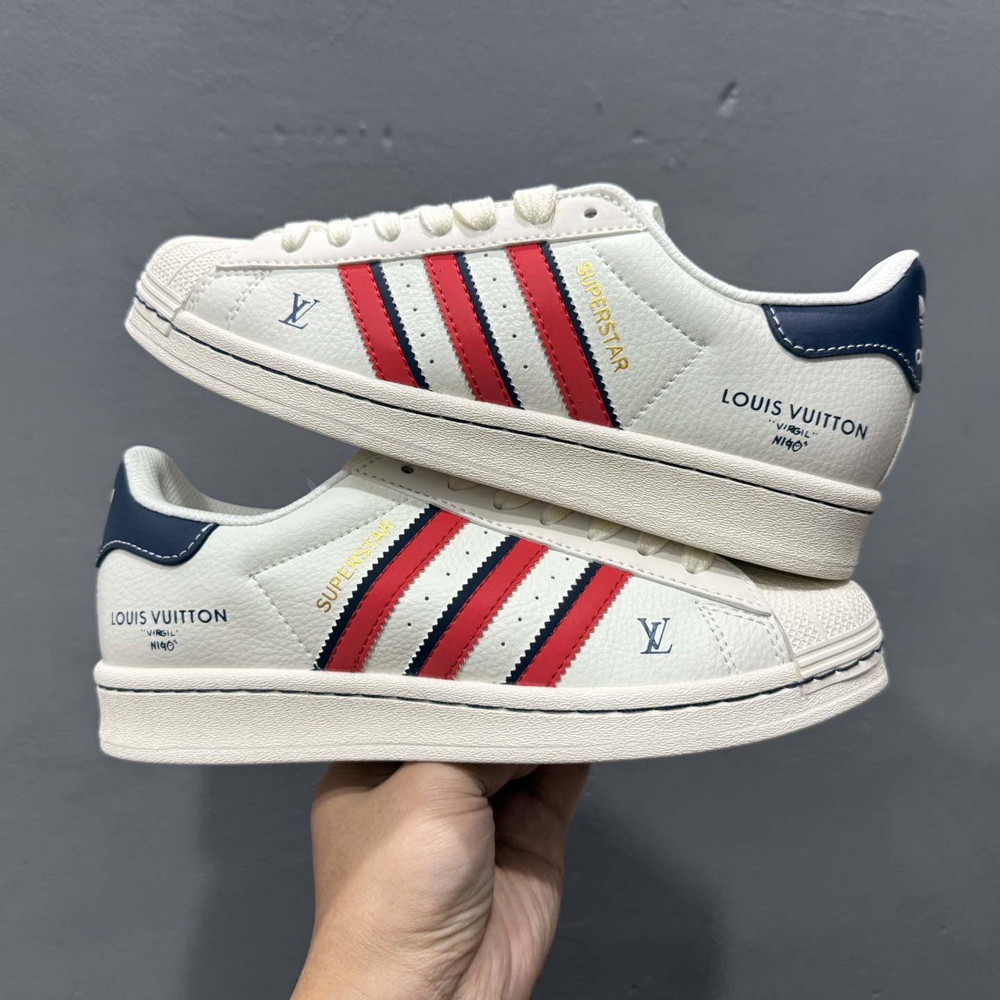 AD Originals Superstar x Louis Vuitton 白蓝红 JY8901