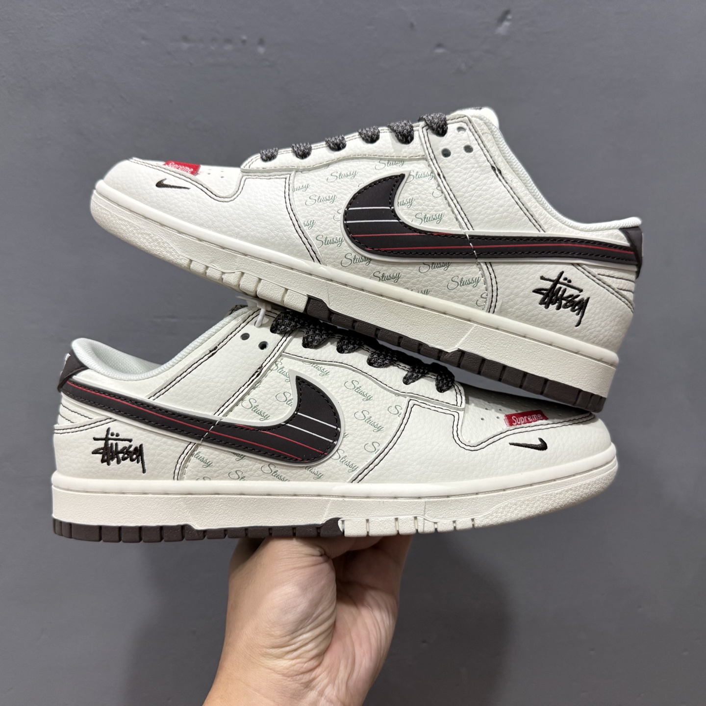 XC版 Nike SB Dunk Low 斯图西联名 双拼红线 周年高端定制 低帮休闲板鞋 XS6089-536