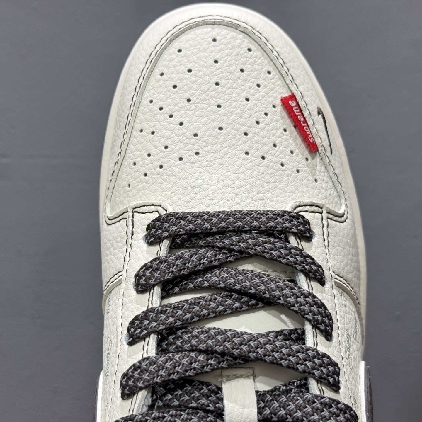 XC版 Nike SB Dunk Low 斯图西联名 双拼红线 周年高端定制 低帮休闲板鞋 XS6089-536
