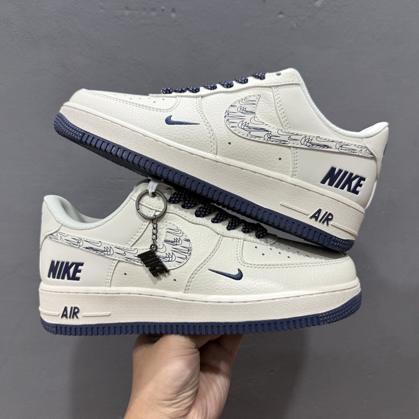Nike Air Force 1'07 NIKE 联名 米白 HH7518-047