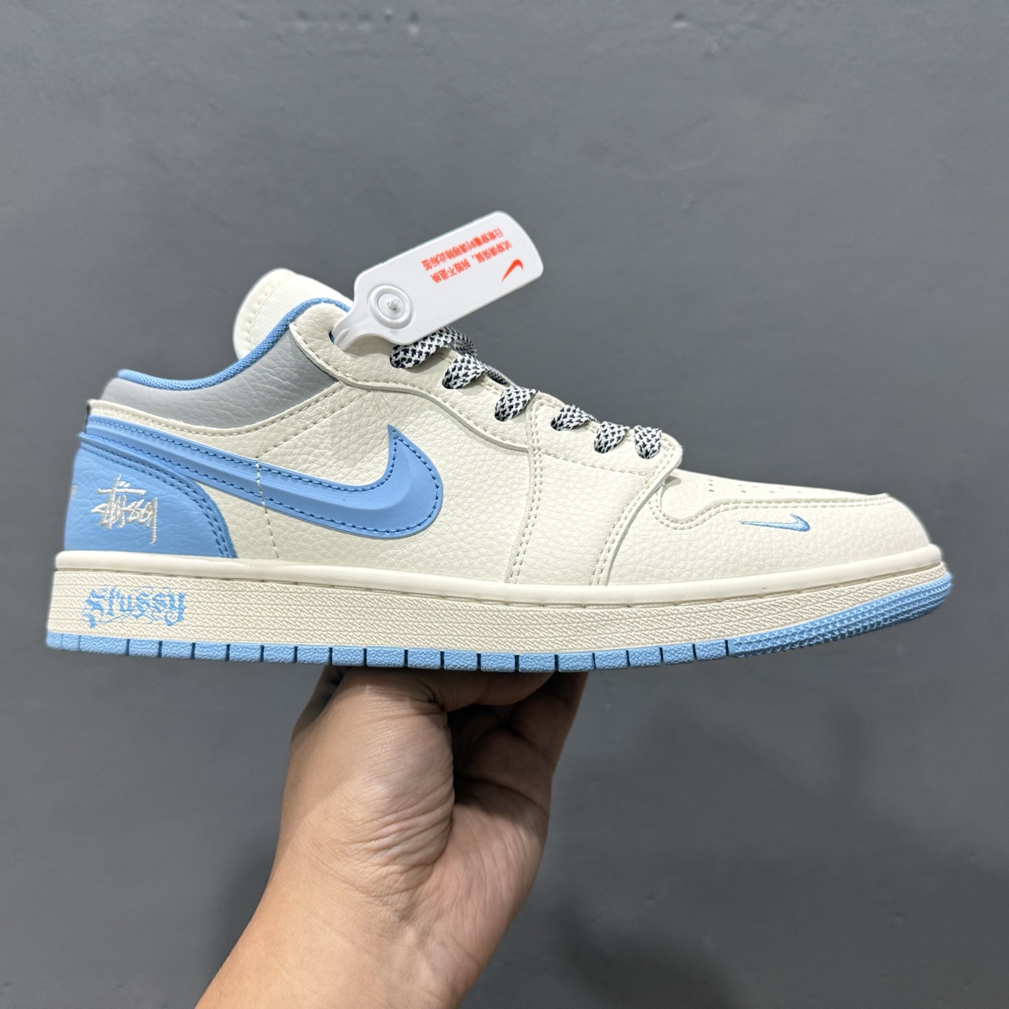 Air Jordan 1 Low AJ1 乔1 斯图西联名 白蓝立体勾 高端定制 低帮复古篮球鞋 XS6086-559