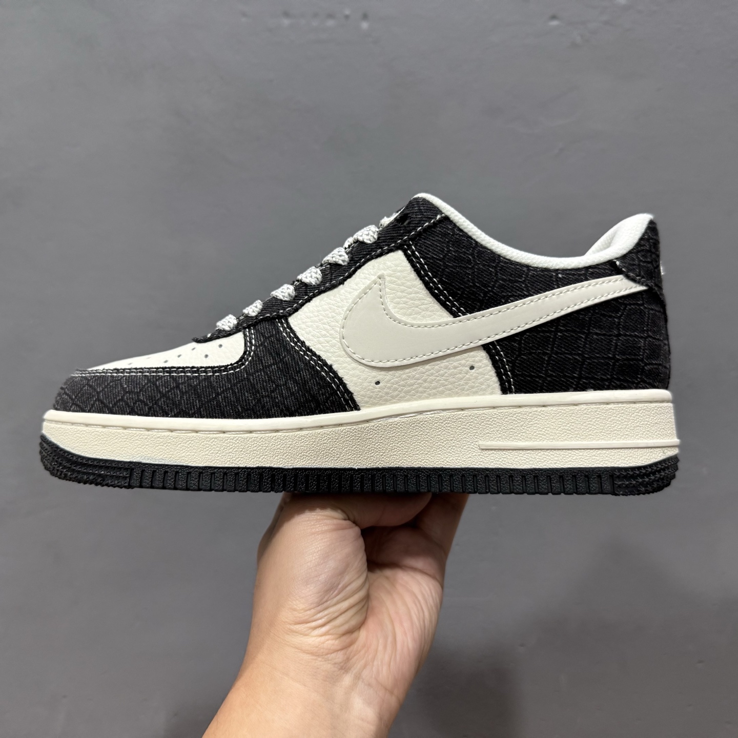 Nike Air Force 1'07 Low LV联名 牛仔黑布 空军一号低帮休闲板鞋 XS1958-550