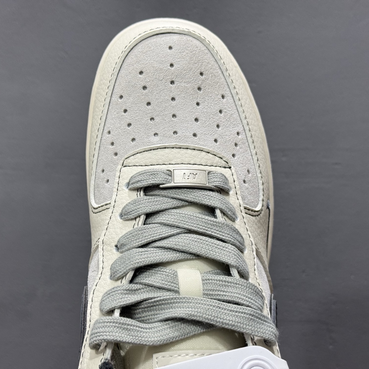 Nike Air Force 1'07 Low Supreme联名 猪八灰底 空军一号低帮休闲板鞋 XZ6188-367
