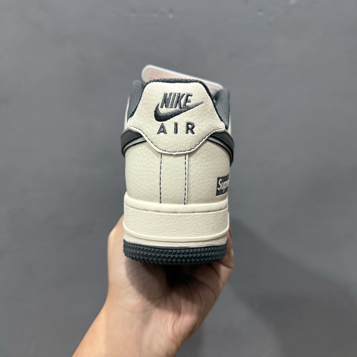 Nike Air Force 1'07 Low Supreme联名 猪八灰底 空军一号低帮休闲板鞋 XZ6188-367