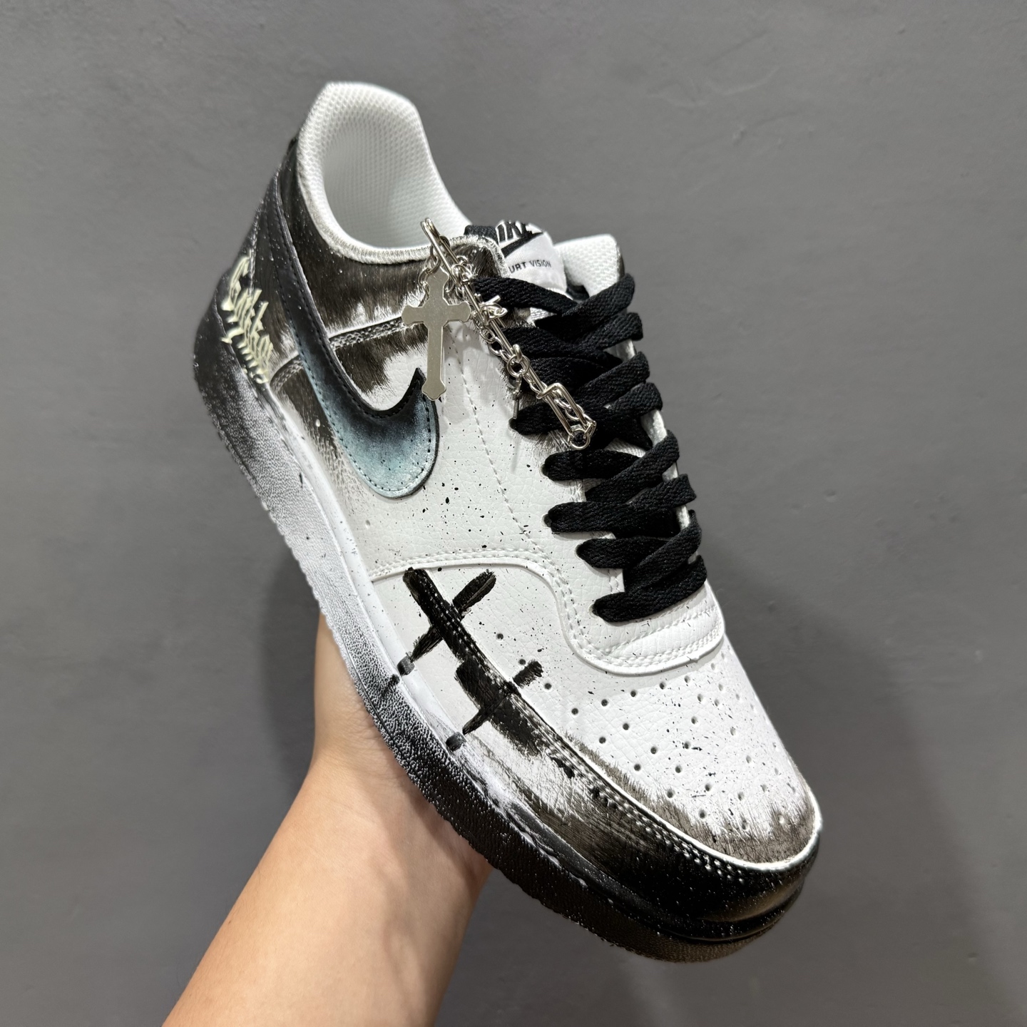 [定制球鞋]Nike Court Vision 1 Low“病变制造” 手绘涂鸦定制板鞋 DH2987-099