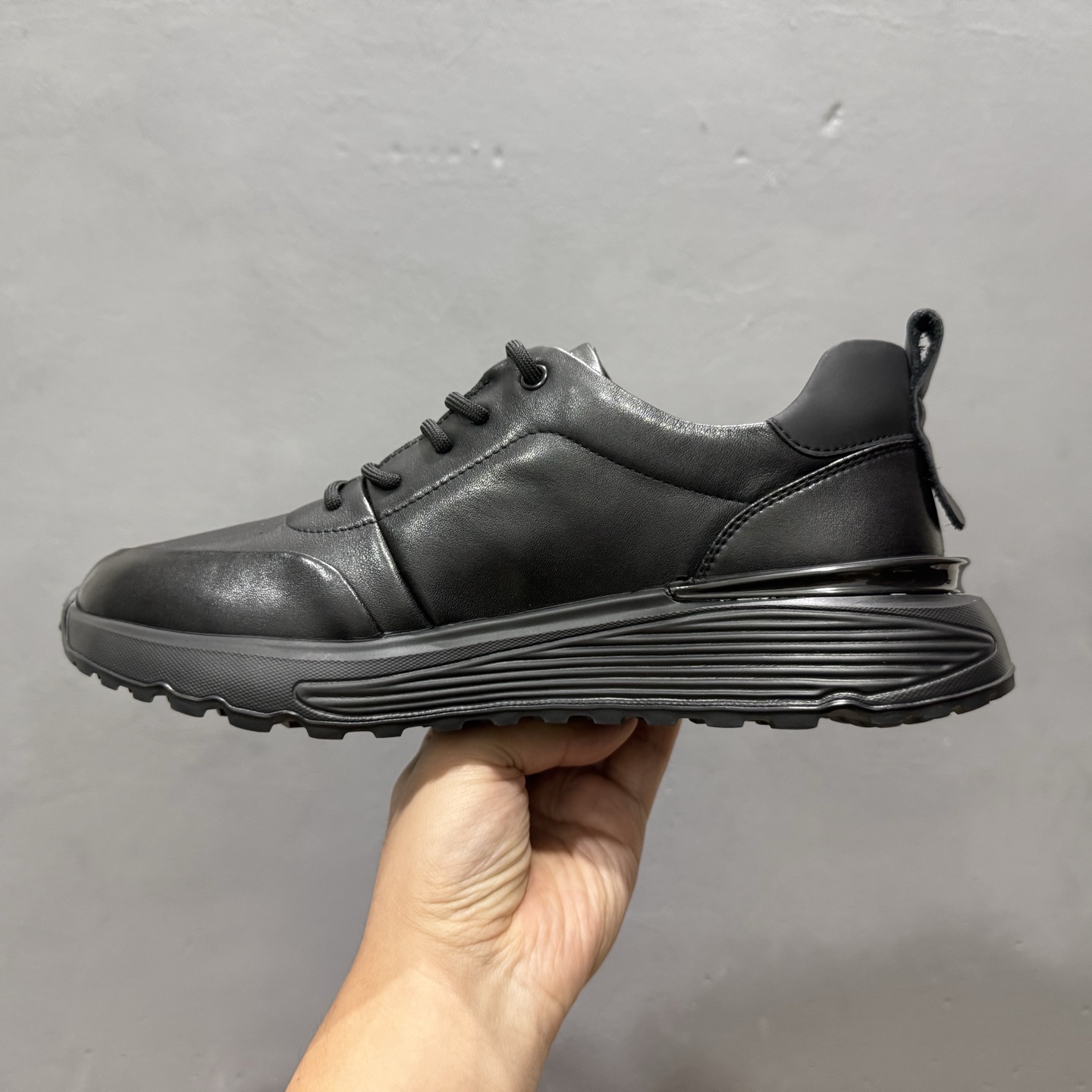 PRADA 普拉达马龙同款低帮男鞋运动休闲板鞋