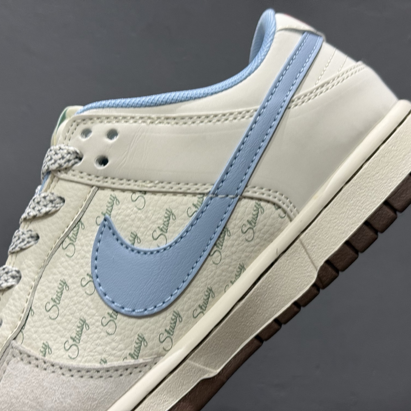 Nike SB Dunk Low 斯图西联名 水蓝勾 周年高端定制 低帮休闲板鞋 ZH2598-248