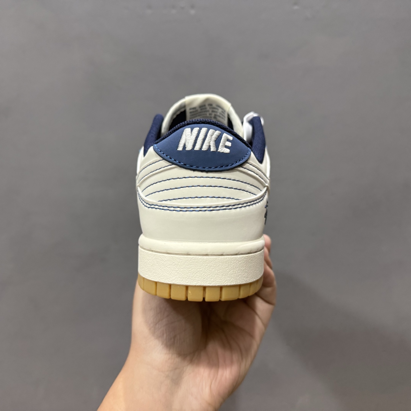 Nike SB Dunk Low 斯图西联名 蓝线生胶 周年高端定制 低帮休闲板鞋 JJ2508-559