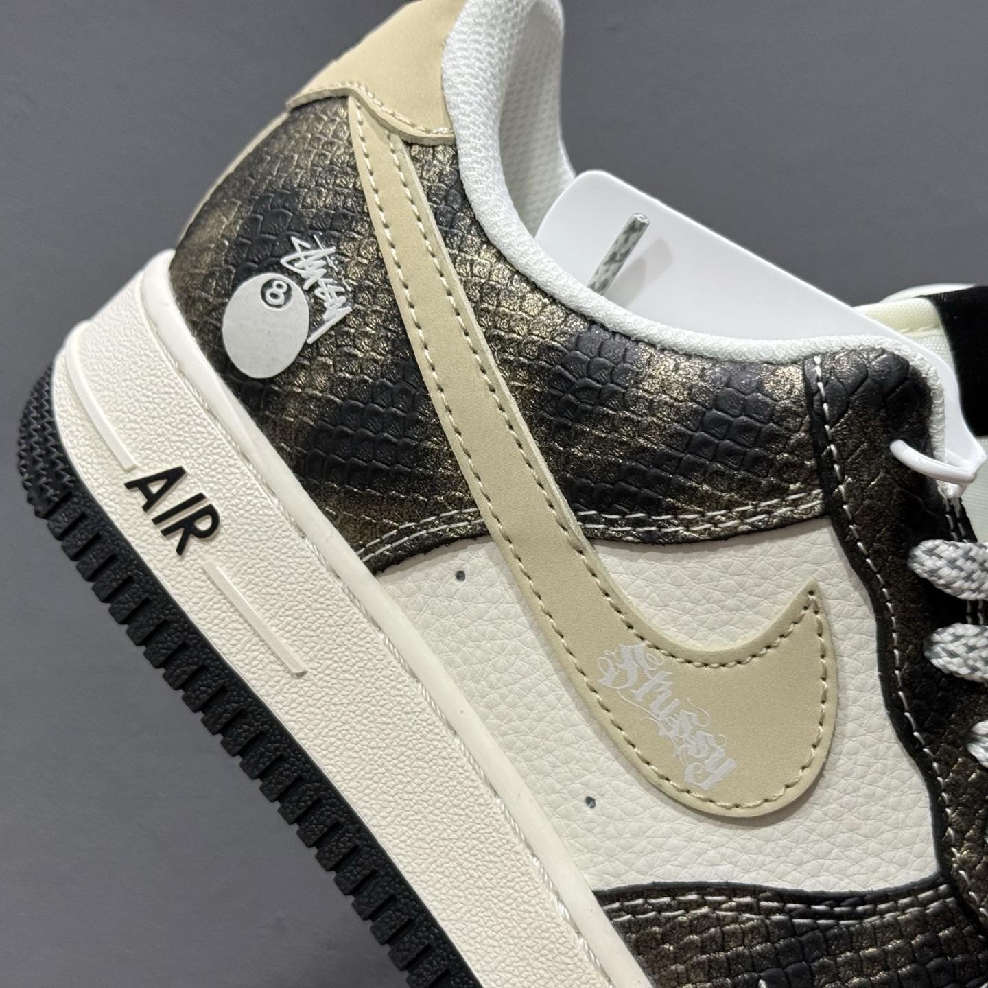 Nike Air Force 1'07 Low 斯图西联名 渐变蛇纹 空军一号低帮休闲板鞋 XS1958-556