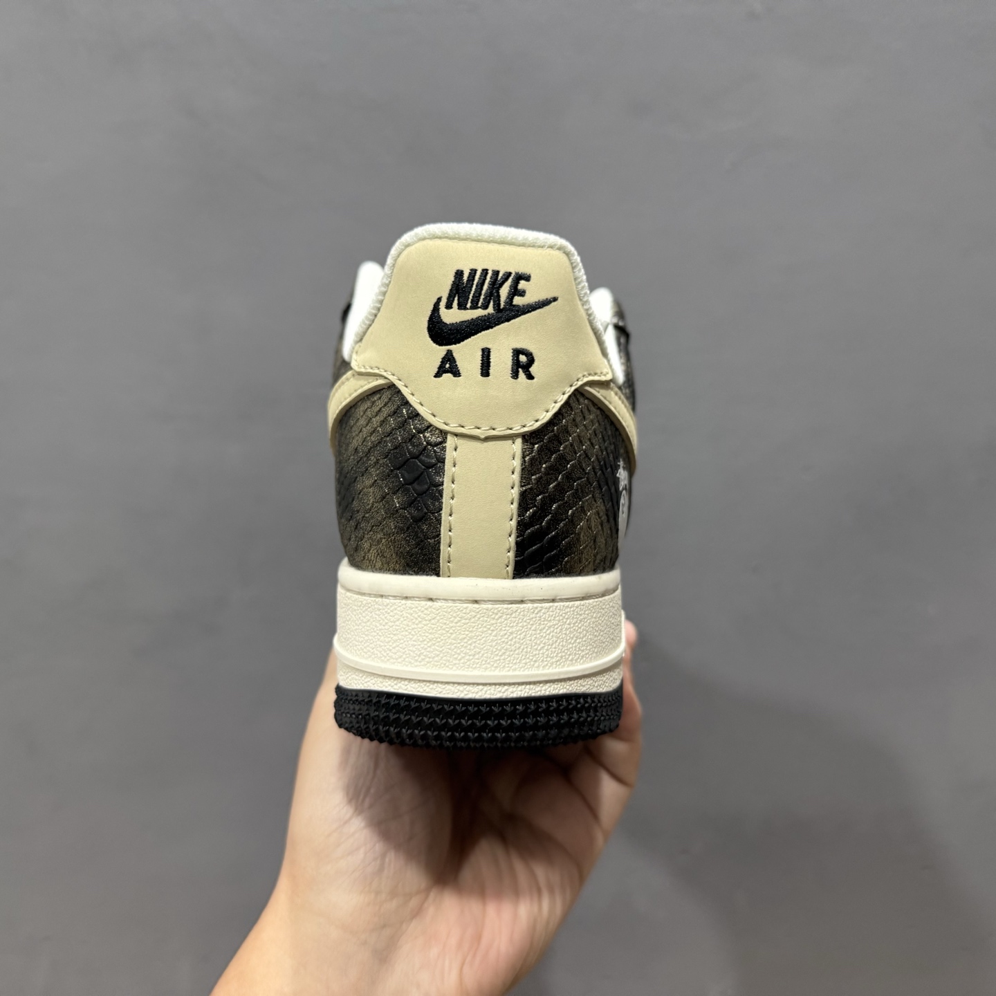 Nike Air Force 1'07 Low 斯图西联名 渐变蛇纹 空军一号低帮休闲板鞋 XS1958-556