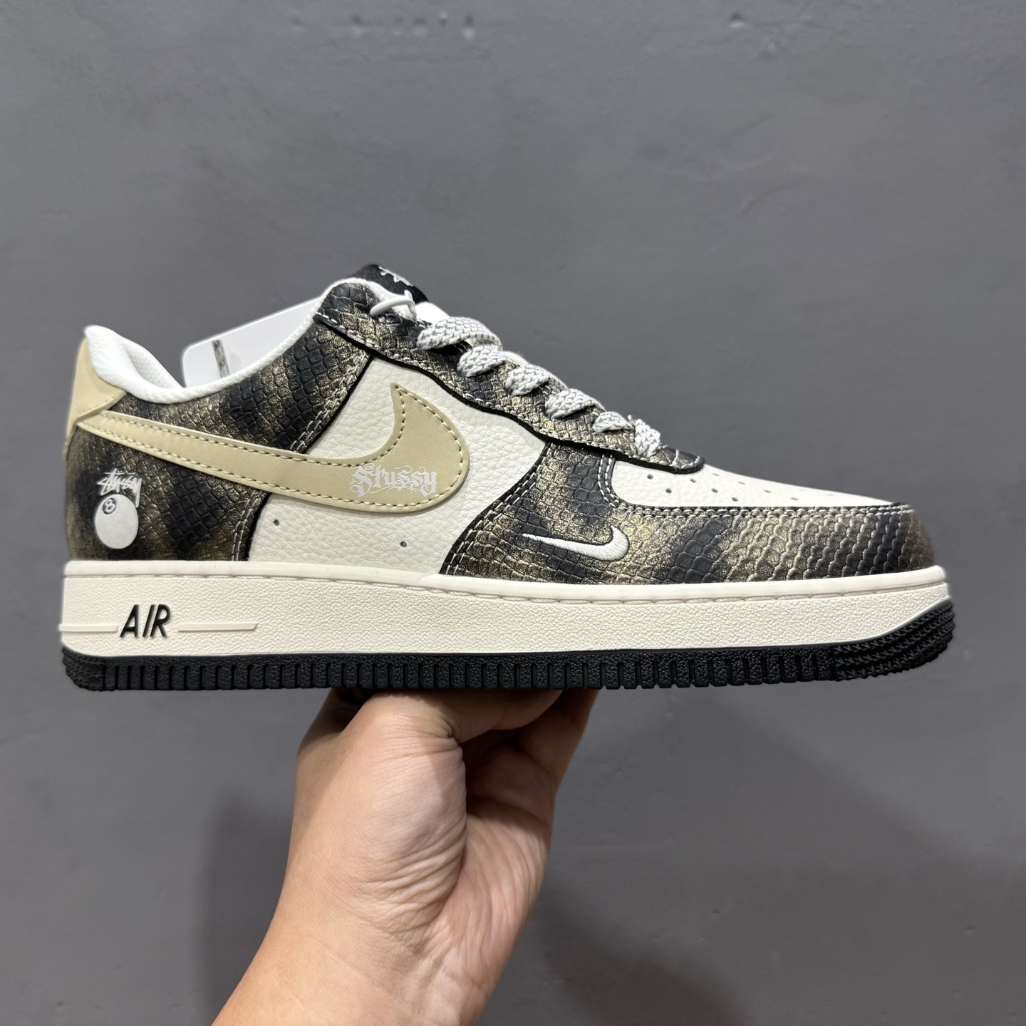 Nike Air Force 1’07 Low 斯图西联名 渐变蛇纹 空军一号低帮休闲板鞋 XS1958-556