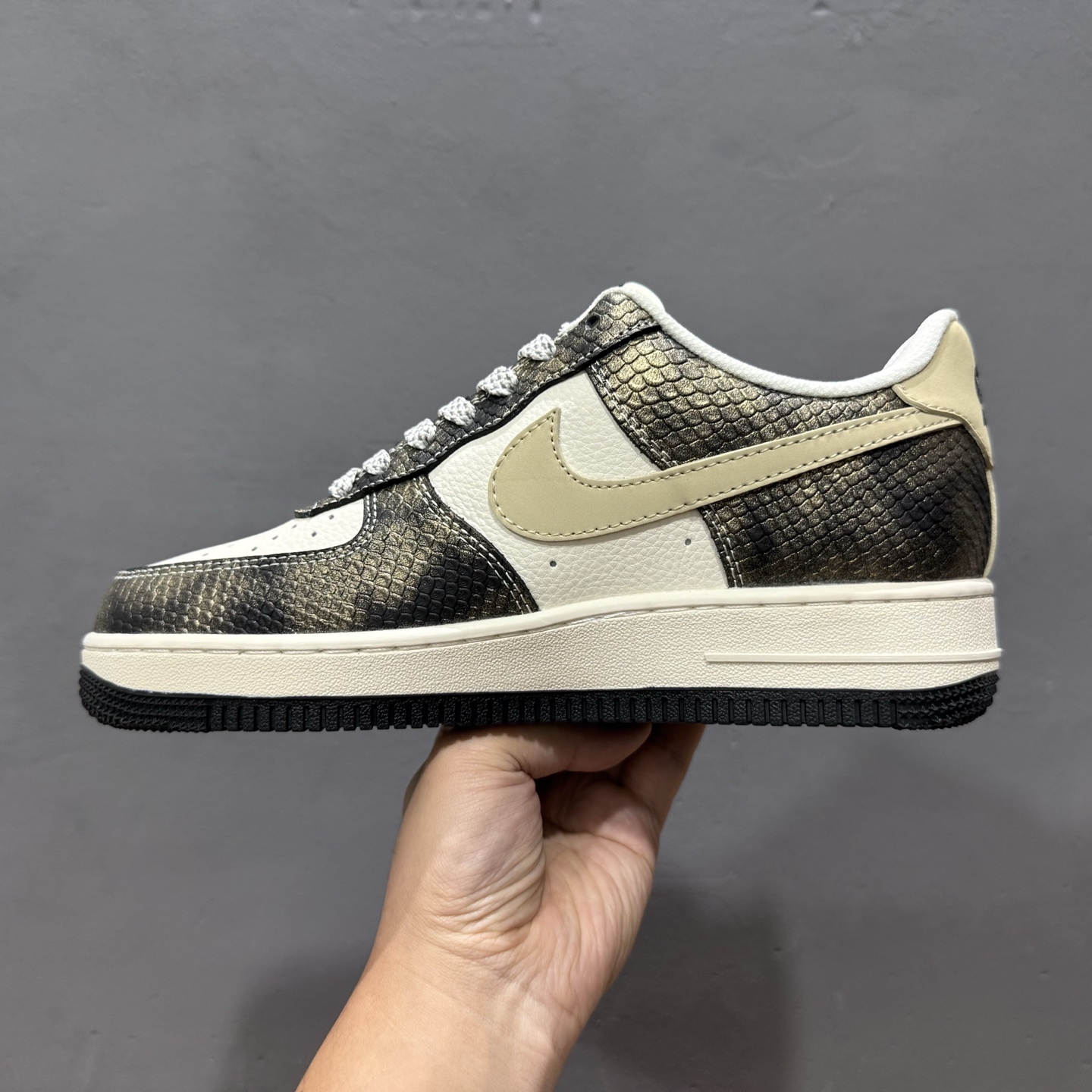 Nike Air Force 1'07 Low 斯图西联名 渐变蛇纹 空军一号低帮休闲板鞋 XS1958-556