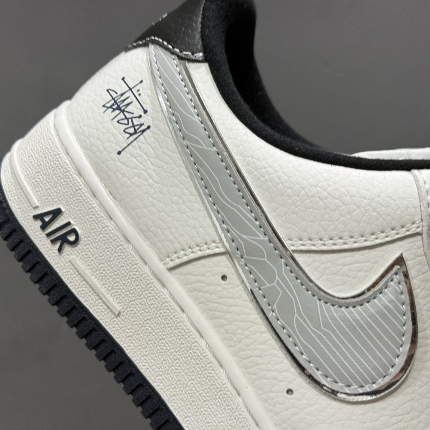 白黑灰勾NIke Air Force 1 ‘07 Low 空军一号 低帮 运动鞋 休闲鞋 DQ6628-156