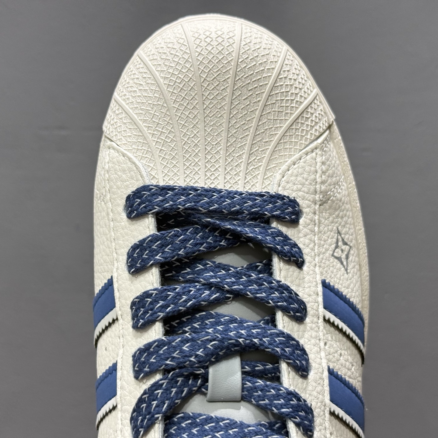 ＃纯原 CLOT x AD Originals Superstar “金标” 贝壳头LV限定 贴合柔软皮料米白蓝金经典配色 SD6806