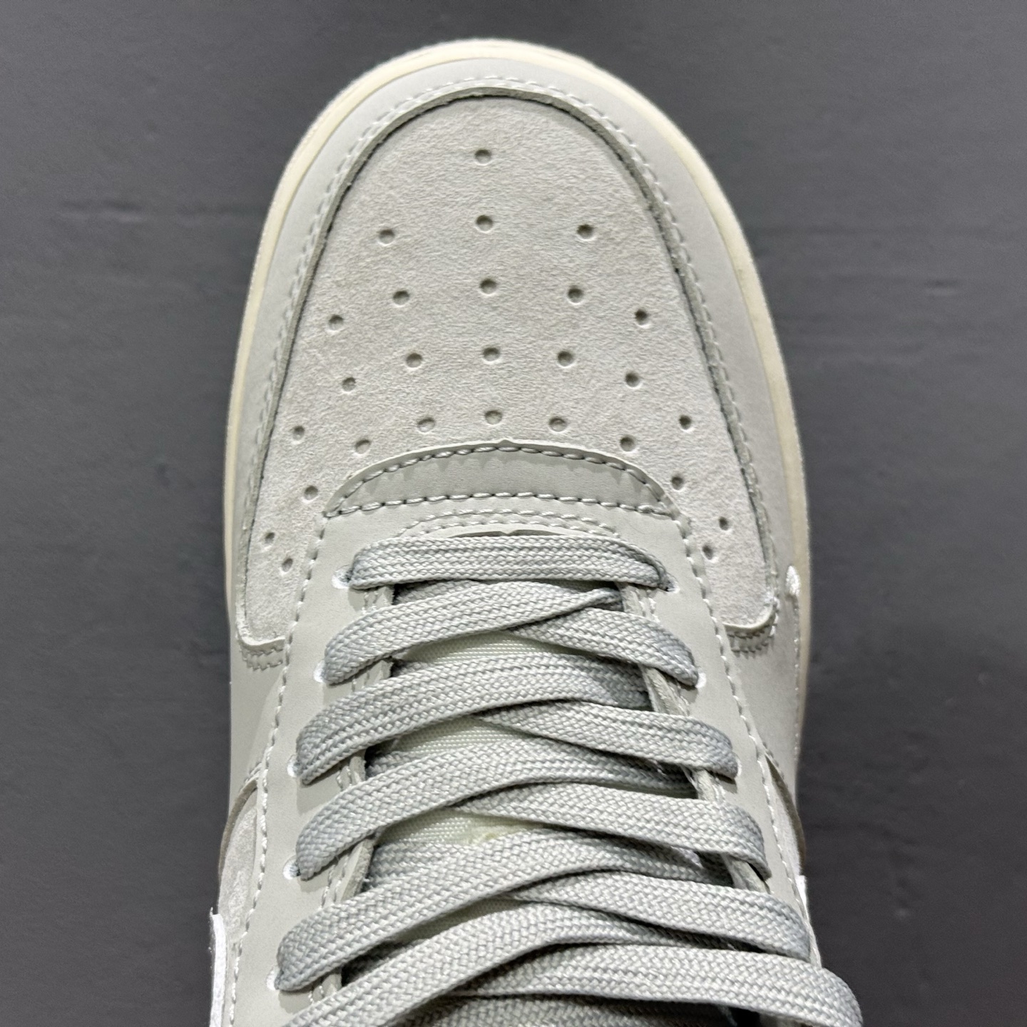 Nike Air Force 1'07 Low 迪奥联名 古典灰 空军一号低帮休闲板鞋 DF0188-041