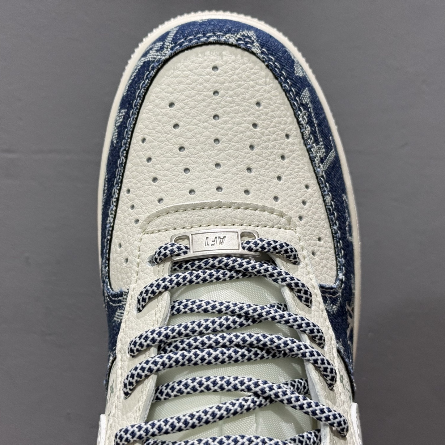Nike Air Force 1'07 Low LV联名 双拼蓝牛仔 空军一号低帮休闲板鞋 YX5066-318
