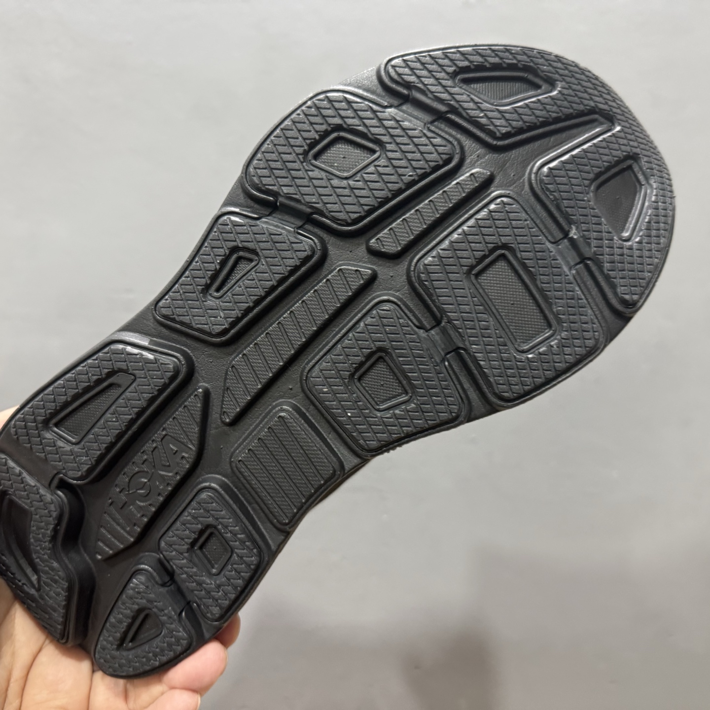 HOKA ONE ONE Bondi 9 邦迪九代跑步鞋 灰白色 1162012/CYWH