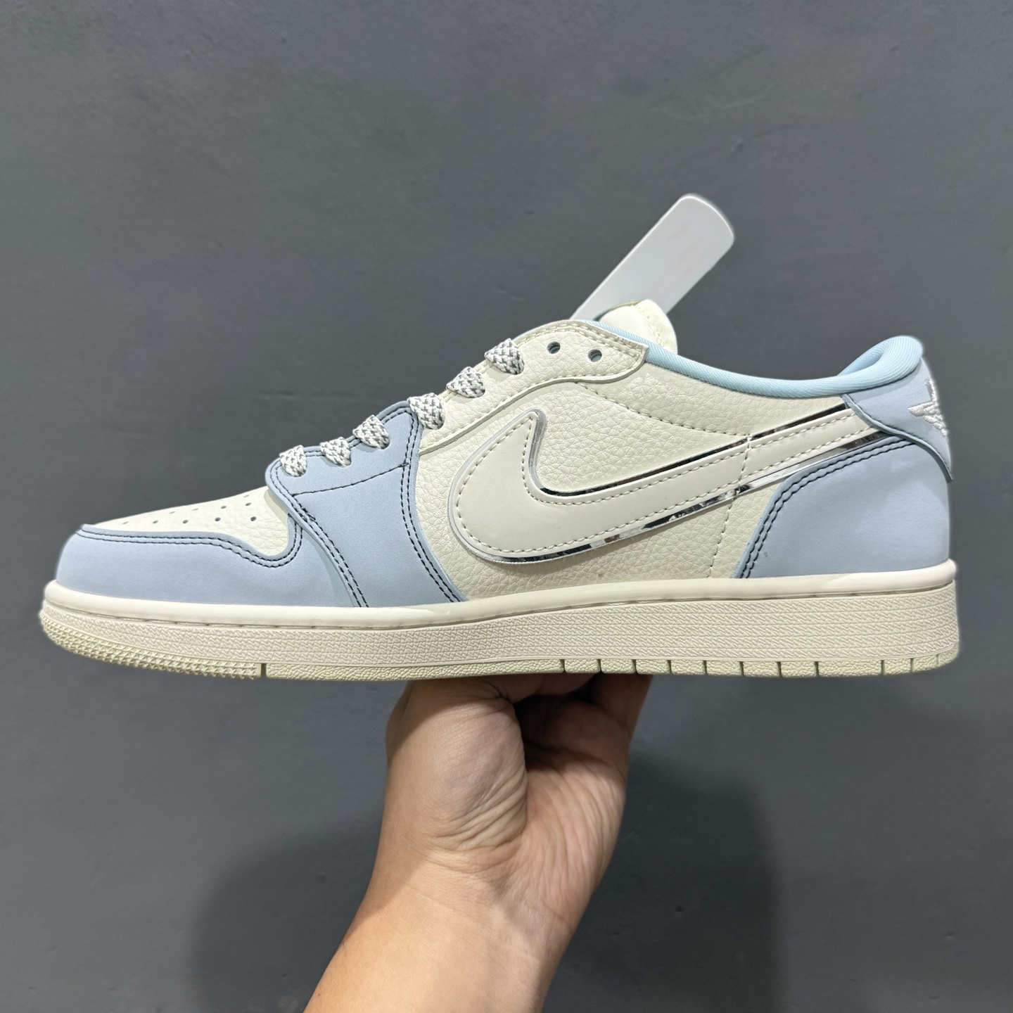 Travis Scott x Fragment Design × Air Jordan 1 Low sP A1 乔1折 倒西联名 浅蔬泼墨 低帮文化休闲板鞋 ZH2598-249