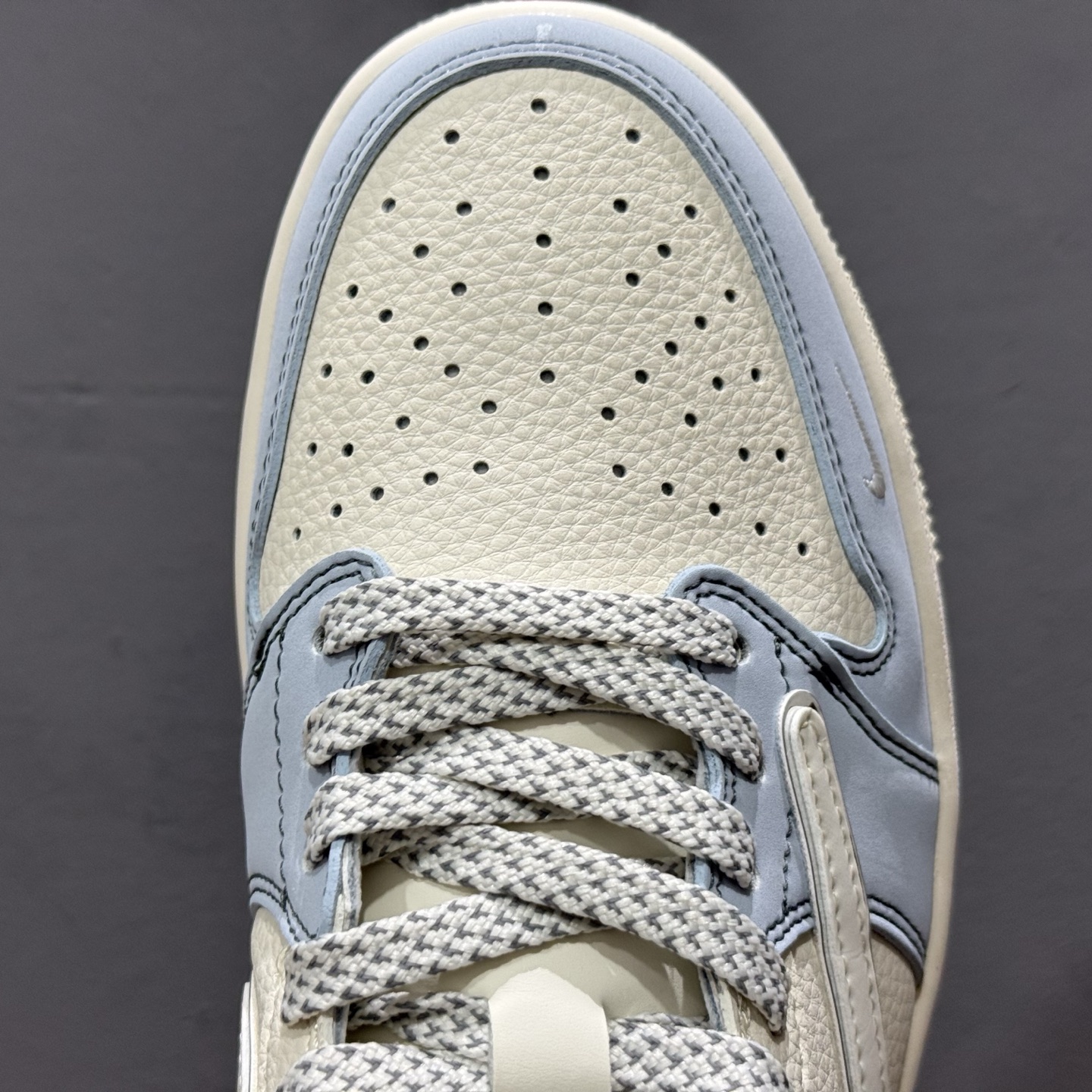 Travis Scott x Fragment Design × Air Jordan 1 Low sP A1 乔1折 倒西联名 浅蔬泼墨 低帮文化休闲板鞋 ZH2598-249