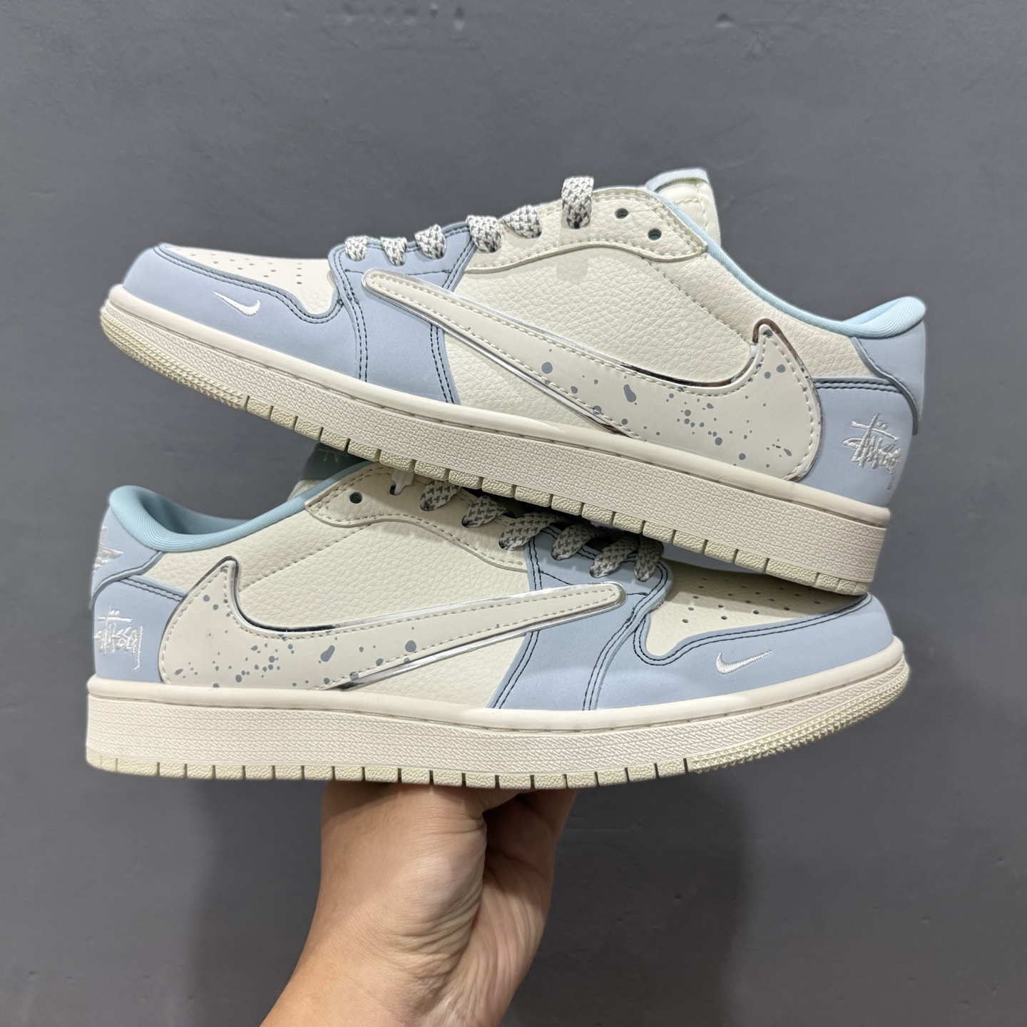 Travis Scott x Fragment Design × Air Jordan 1 Low sP A1 乔1折 倒西联名 浅蔬泼墨 低帮文化休闲板鞋 ZH2598-249