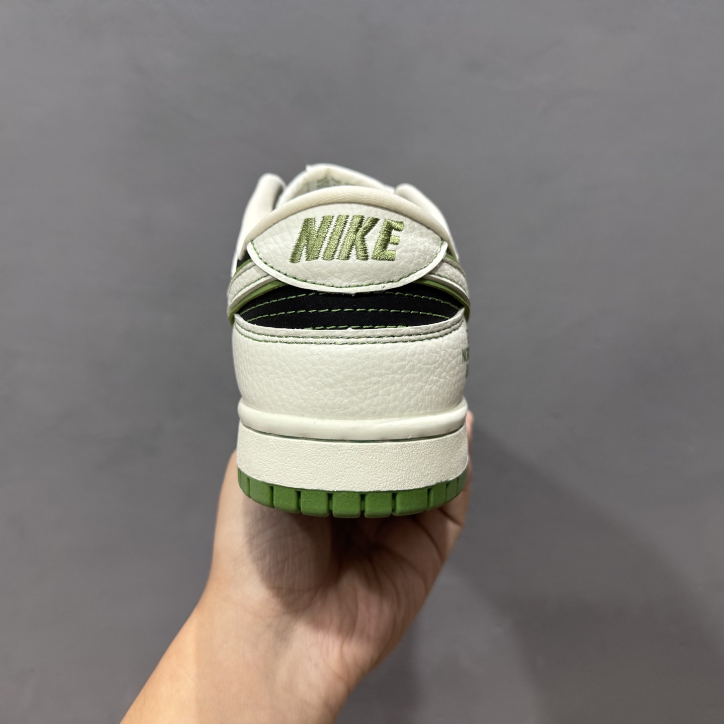 Nike SB Dunk Low 北面联名 奶白黑绿 周年高端定制 低帮休闲板鞋 SC9207-405