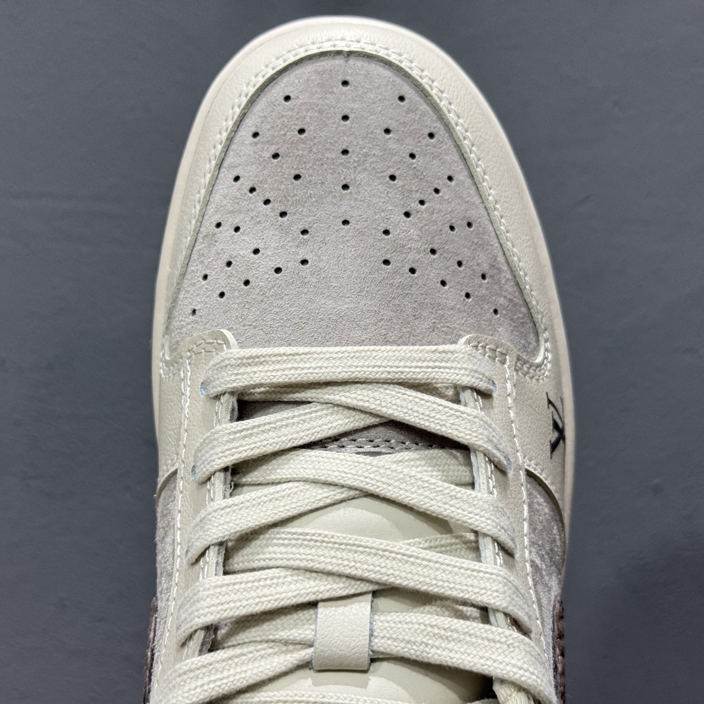 Nike SB Dunk Low LV联名红尾巧克力 周年高端定制 低帮休闲板鞋 XX3168-123