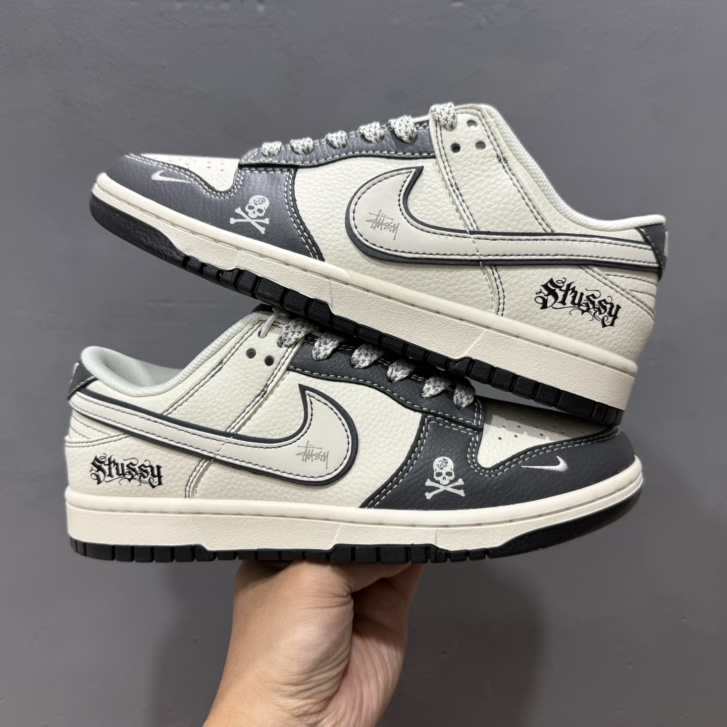 Nike SB Dunk Low 斯图西联名米 黑骷髅头 周年高端定制 低帮休闲板鞋 ZH2598-270